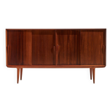 Model 19 teak highboard by gunni omann for omann jun møbelfabrik (mk10397)