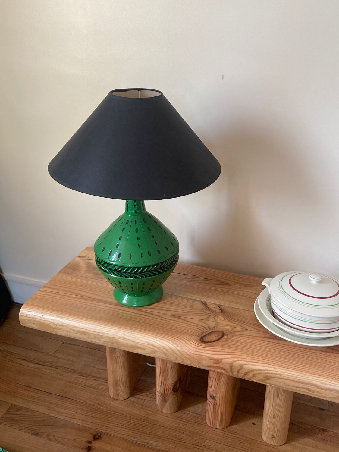 Handcrafted green ceramic lamp