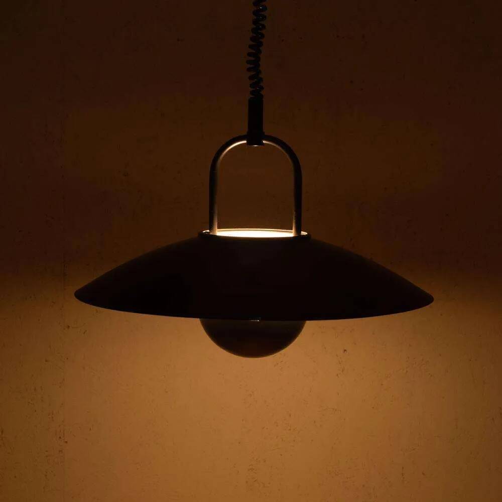 Postmodern minimalist suspension from the 80s, adjustable suspension.