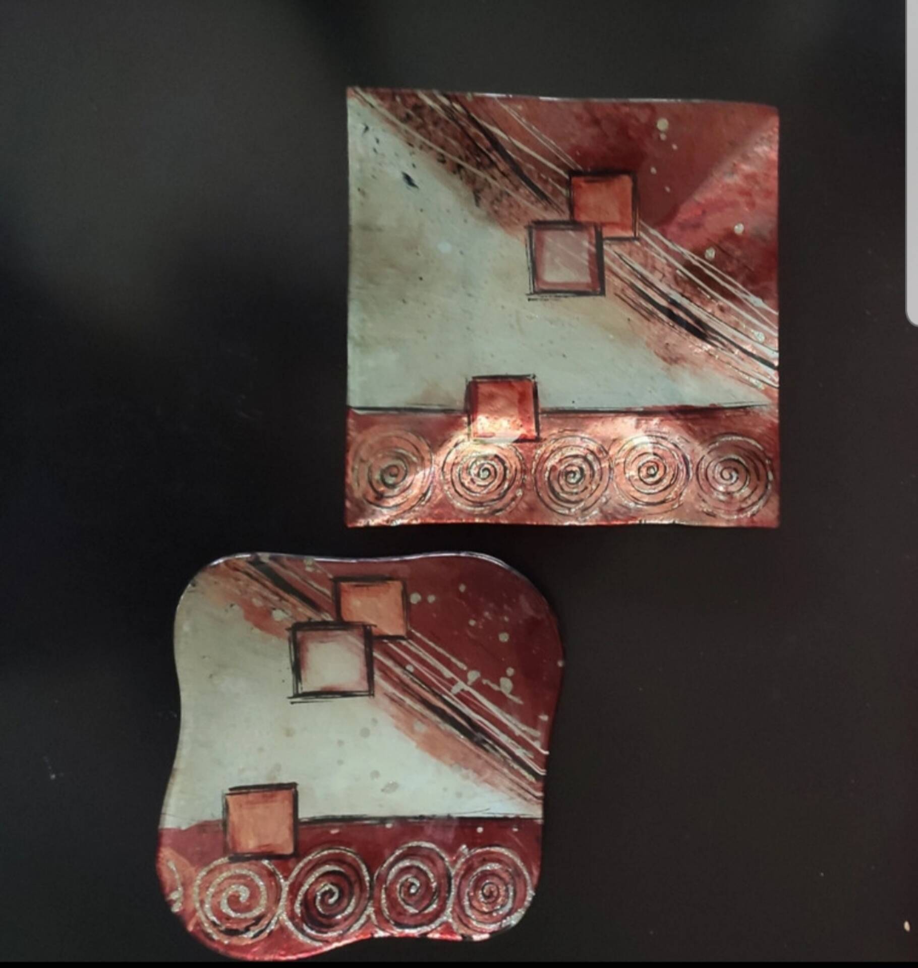 Set of 2 small presentation dishes, Formano