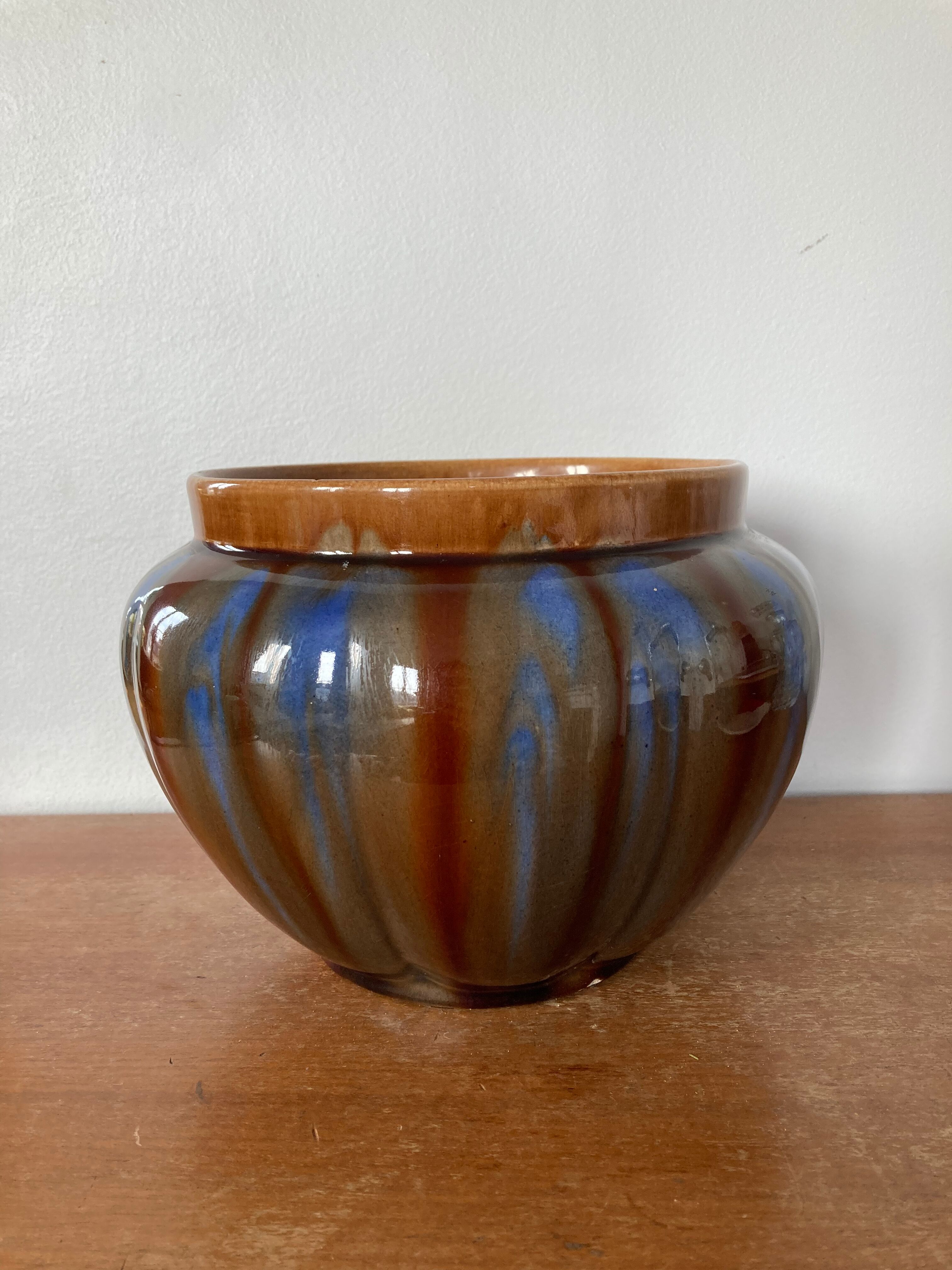 Ceramic ball vase