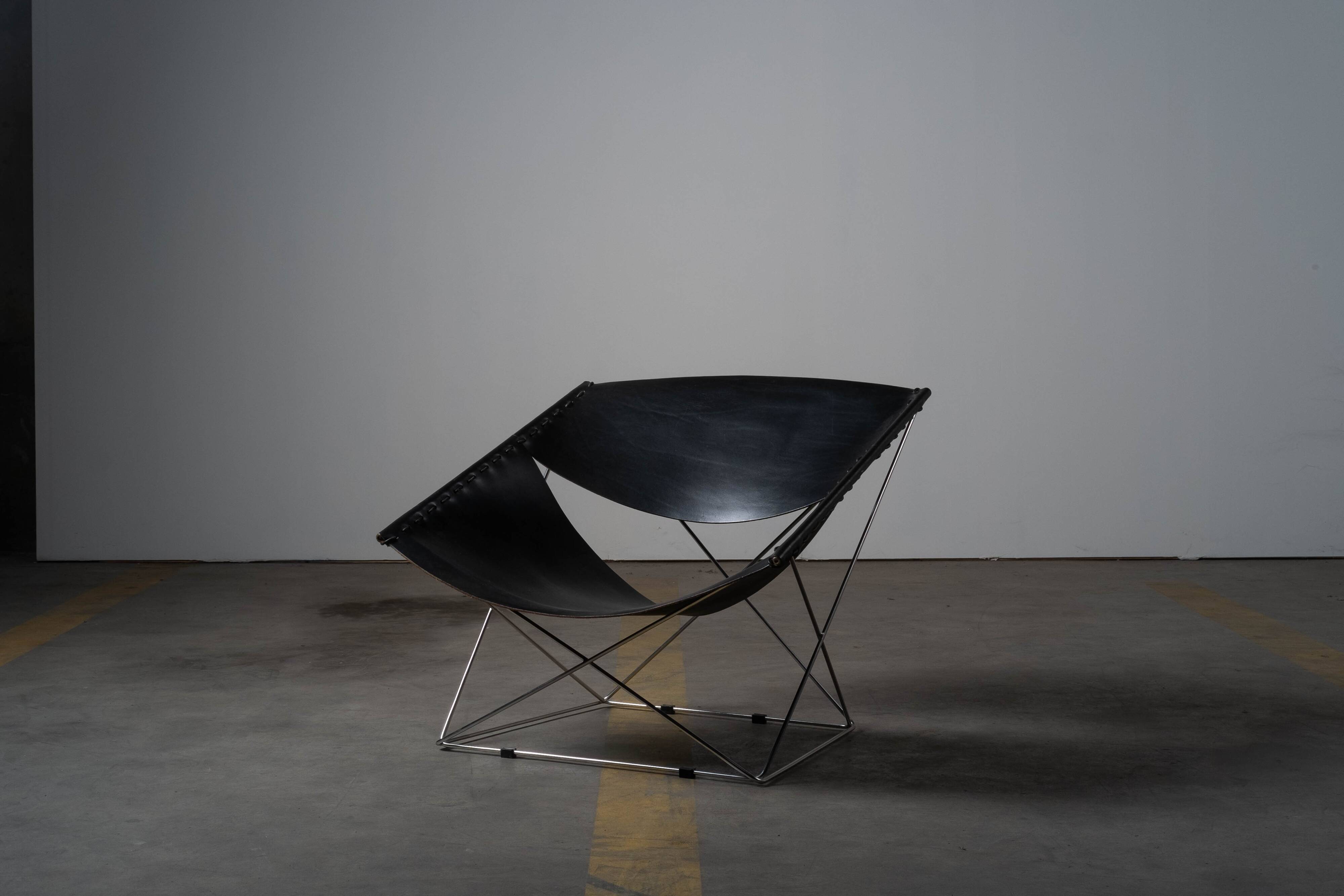 Pierre Paulin - Artifort F675 Butterfly chair