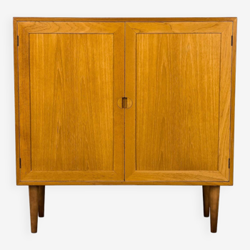 Danish Teak Cabinet by Hansen and Guldborg, 1970s