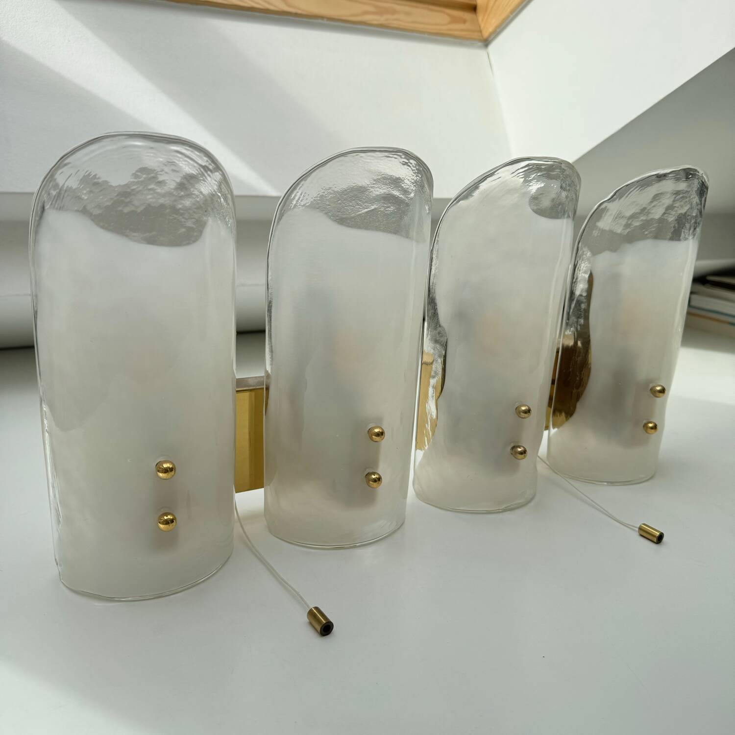 Appliques Kalmar en verre glacé