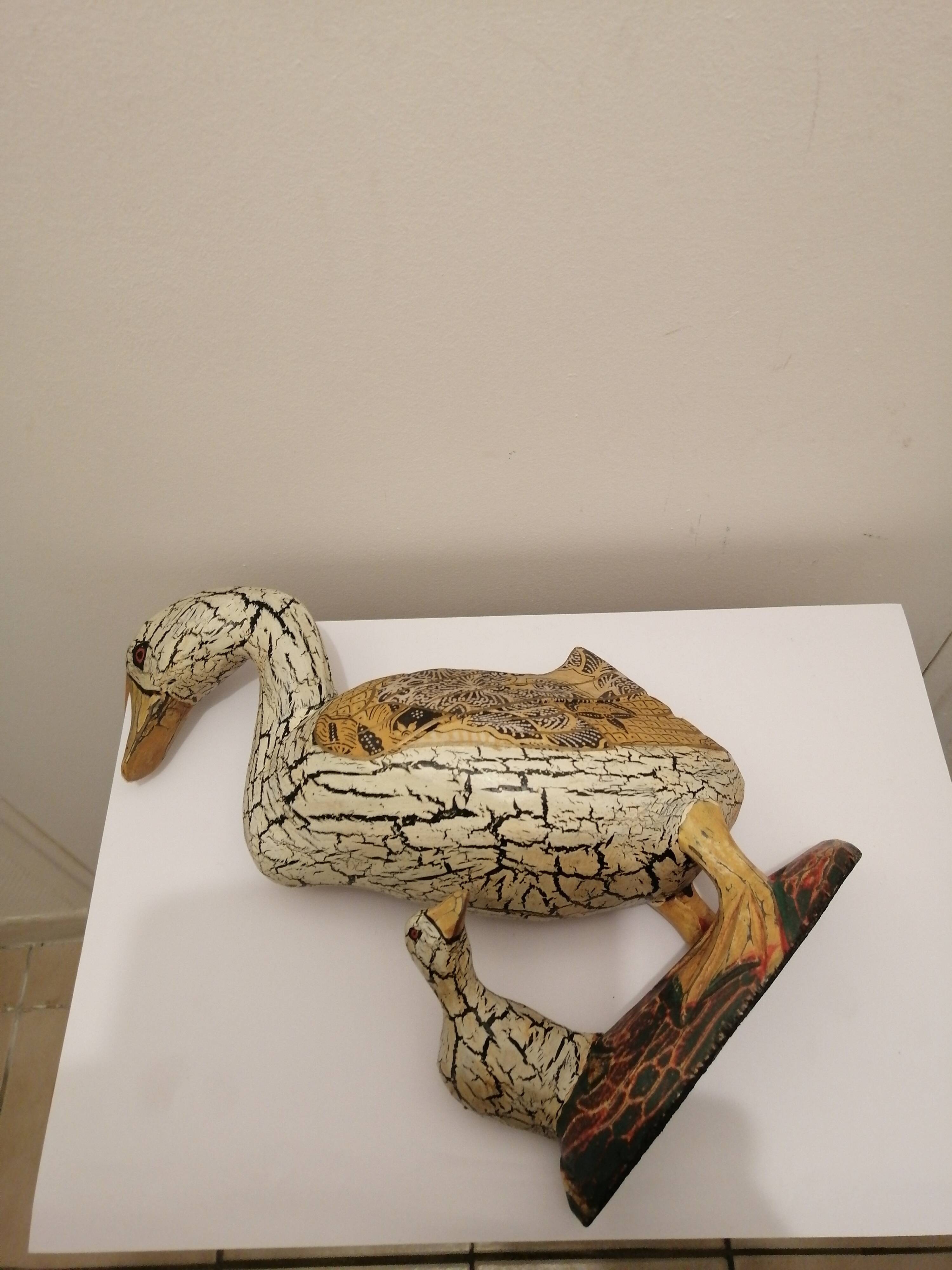 Duck with her little