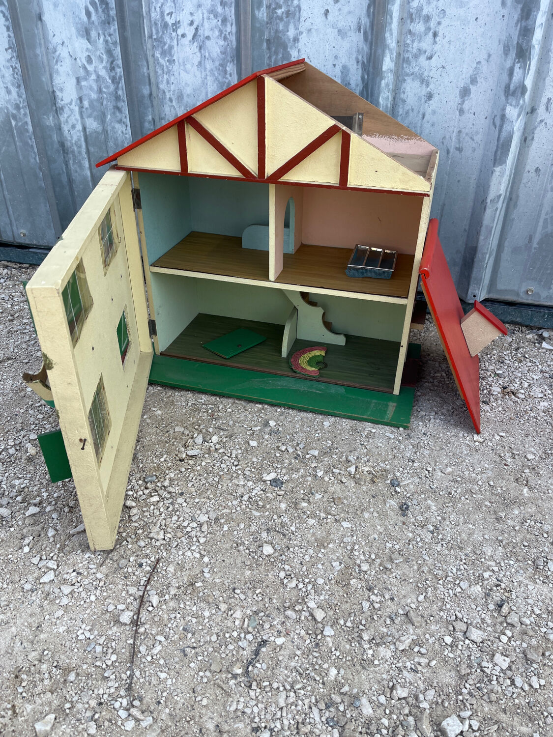 Vintage dollhouse