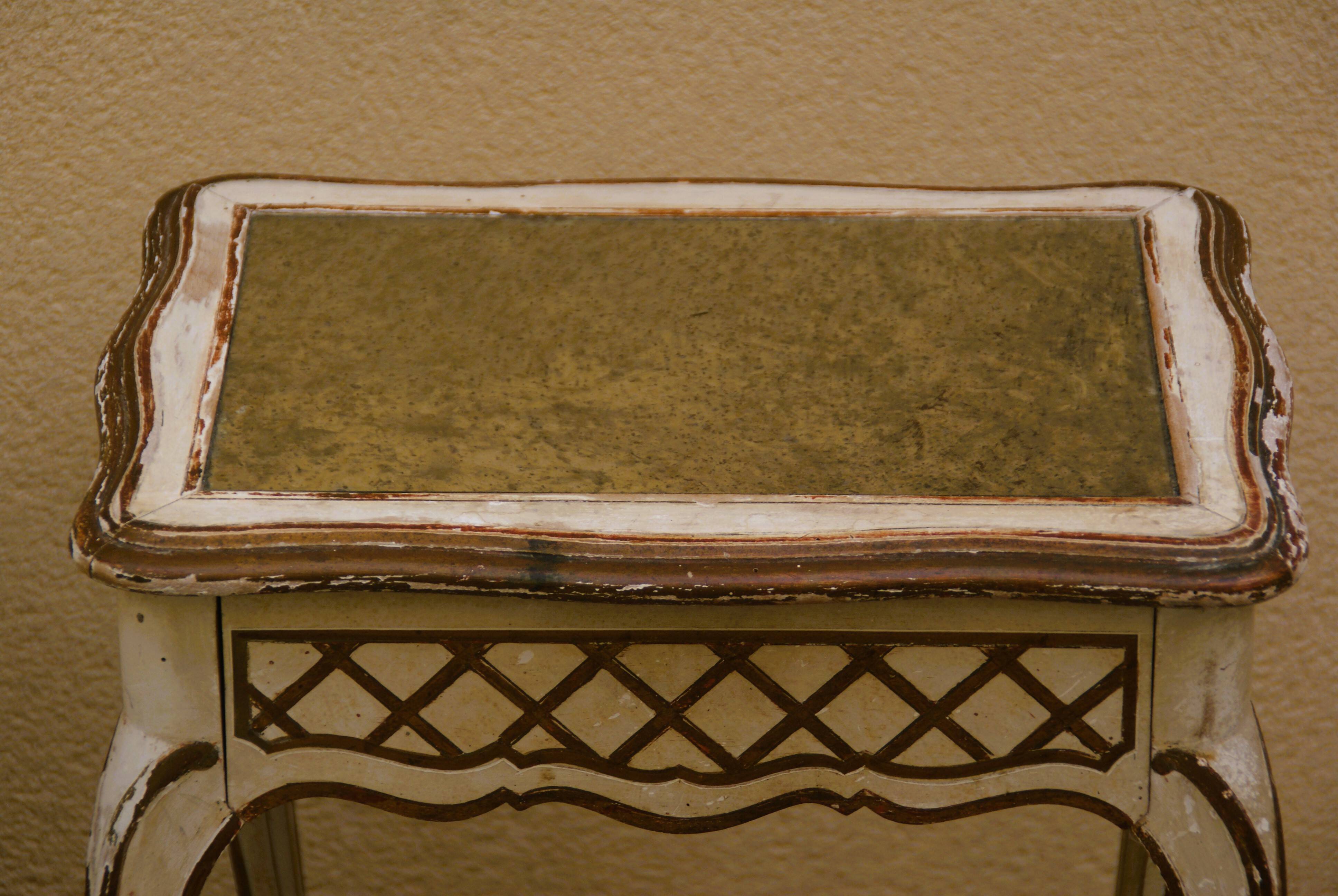 Pair of small tables 1900 in Louis xv style