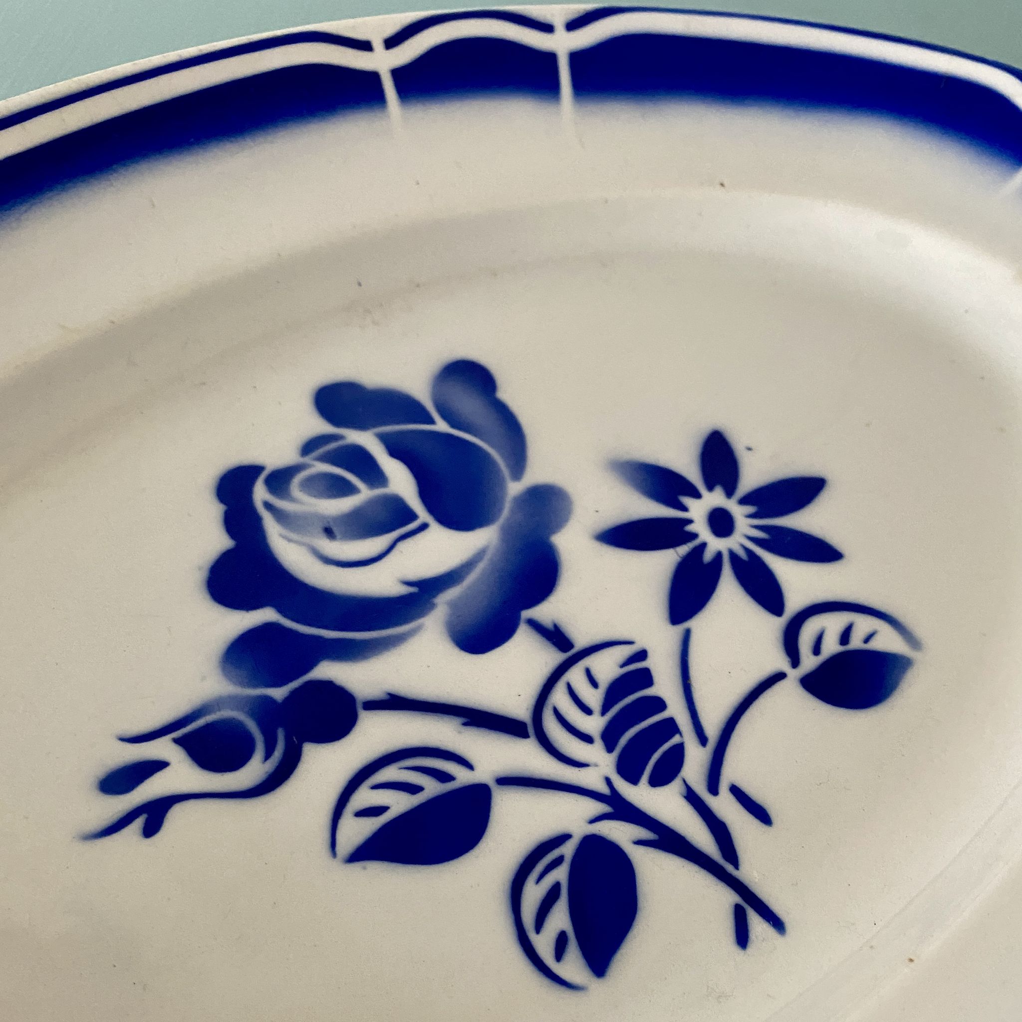 Ravier vintage motif fleurs bleues