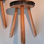 Paire de tabourets tripodes brutaliste 1950/1960.