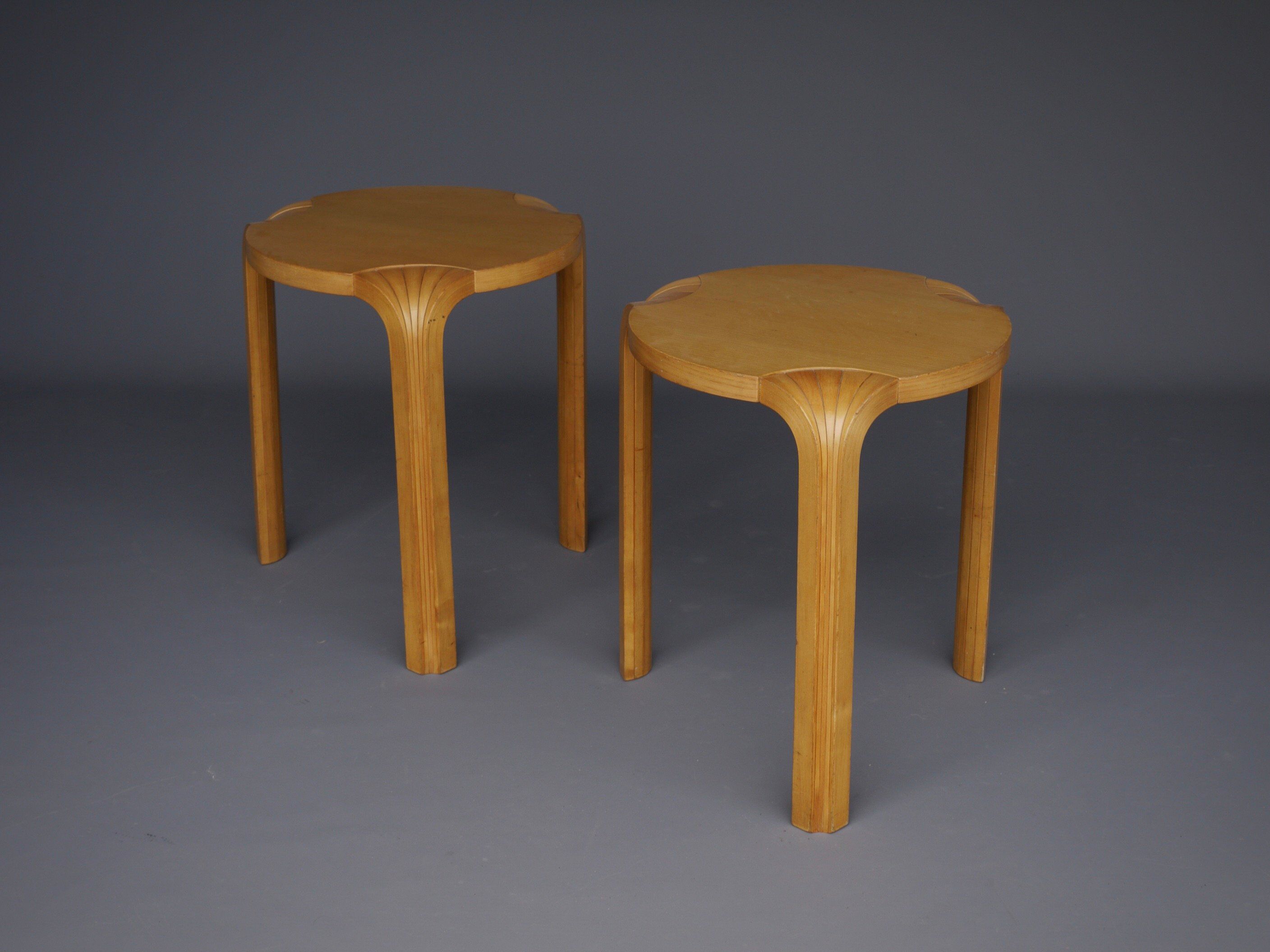 2 tabourets modèle X600 par Alvar Aalto pour Artek, 1960s