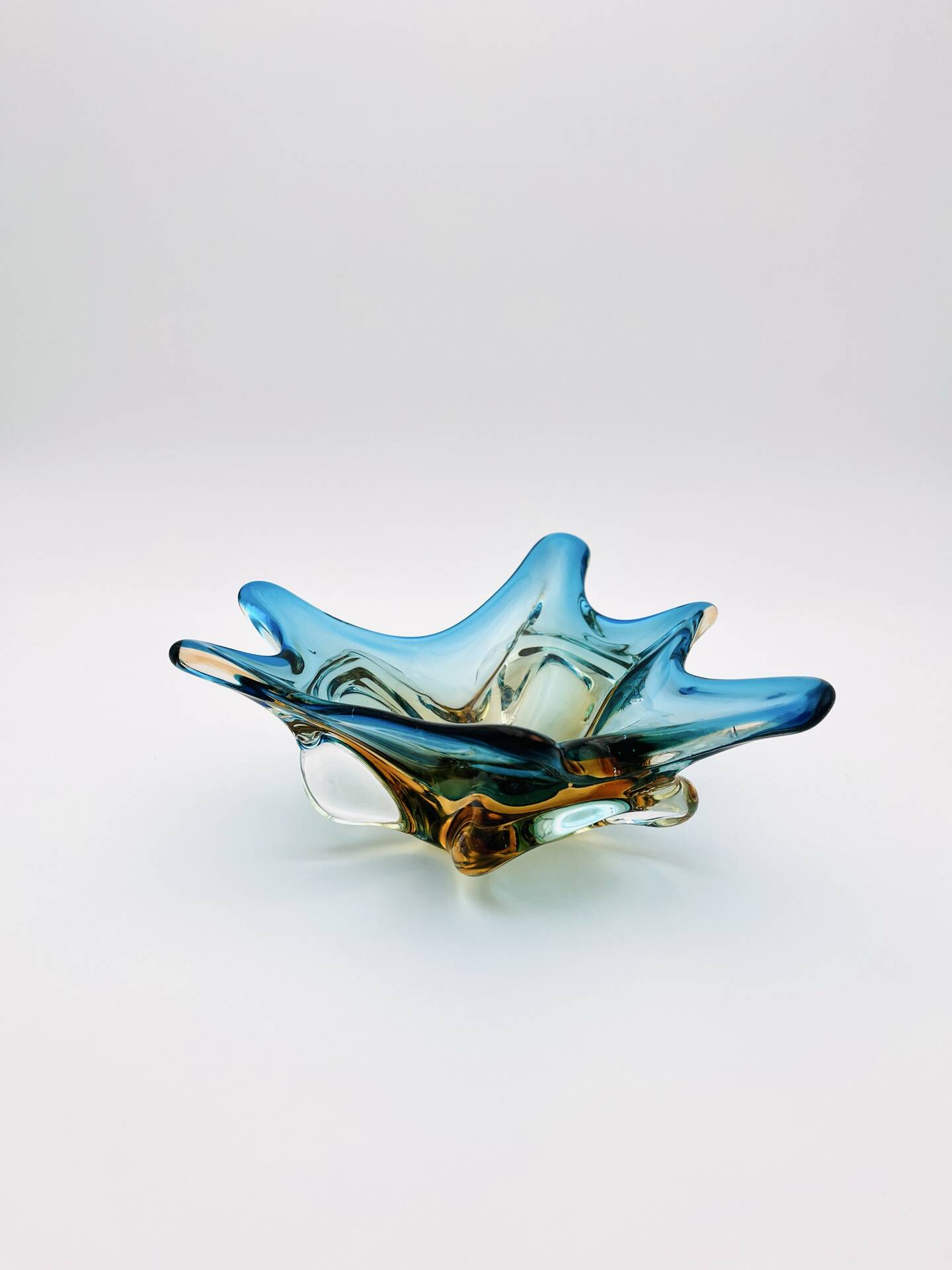 Murano Sommerso Blue Amber Sculpture Bowl 23cm