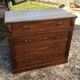Commode ancienne avec plateau marbre blanc