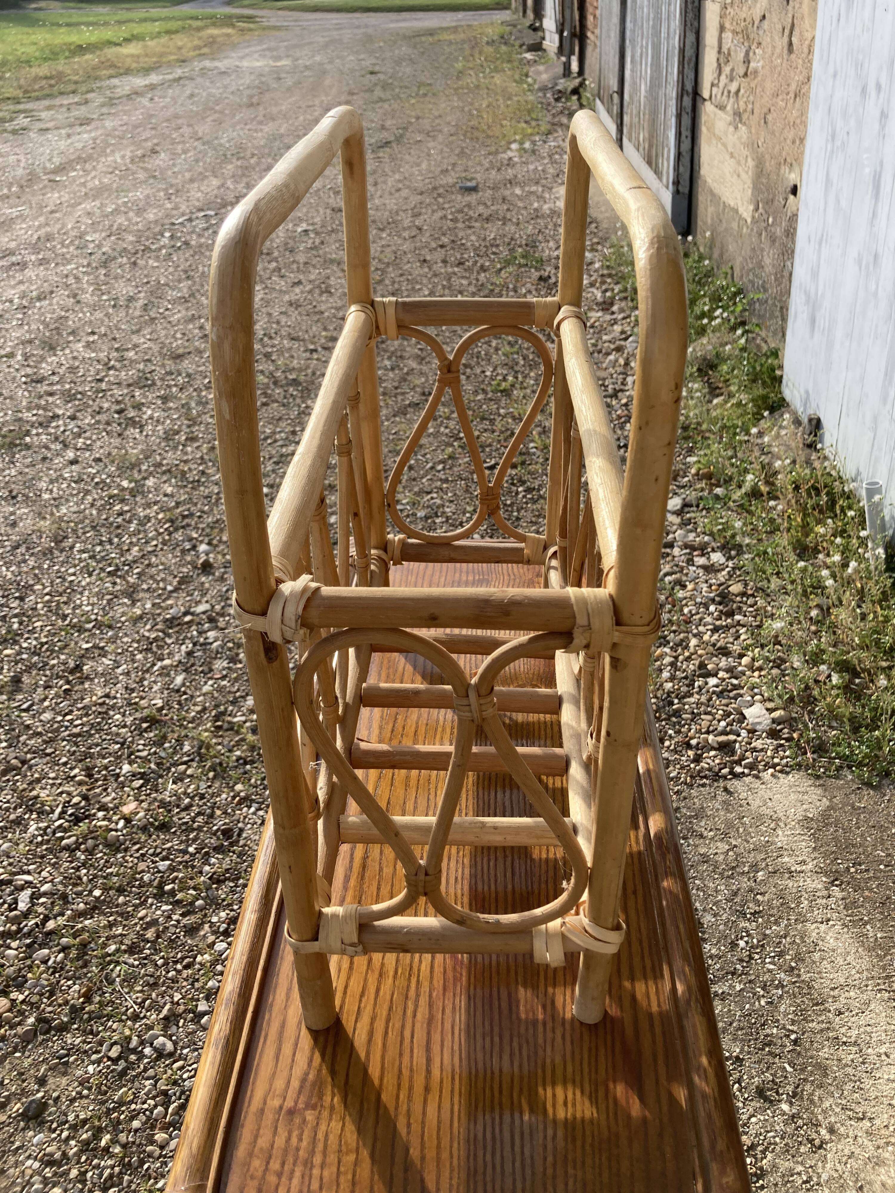 Rattan magazine door