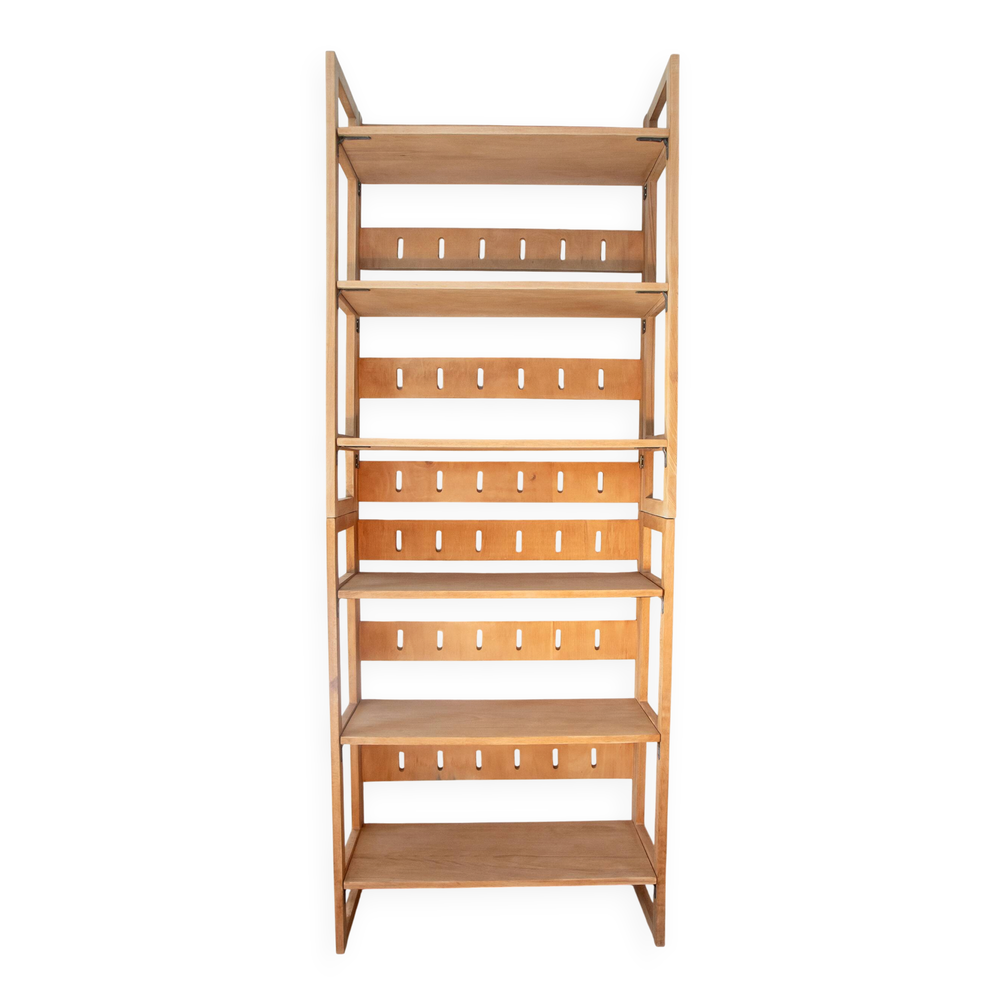 Double folding bookseller shelves from the 1960s.