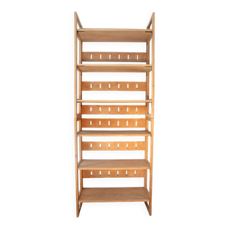 Double folding bookseller shelves from the 1960s.