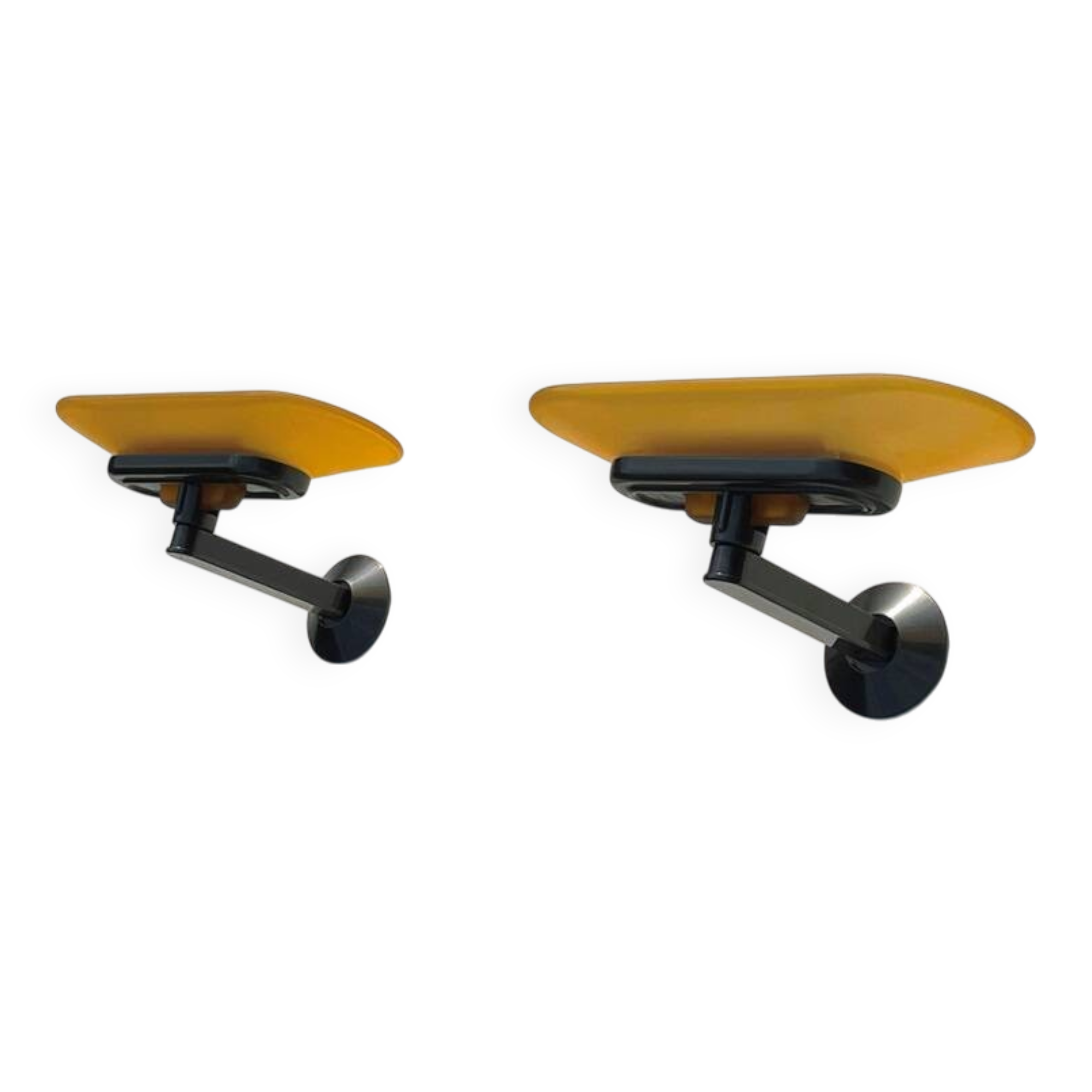 Paire d' appliques Arteluce Jill de Perry King, Mira & Arnaldi. Vintage 80s