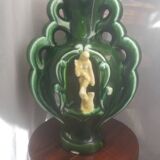 Earthenware vase with 3 caryatids