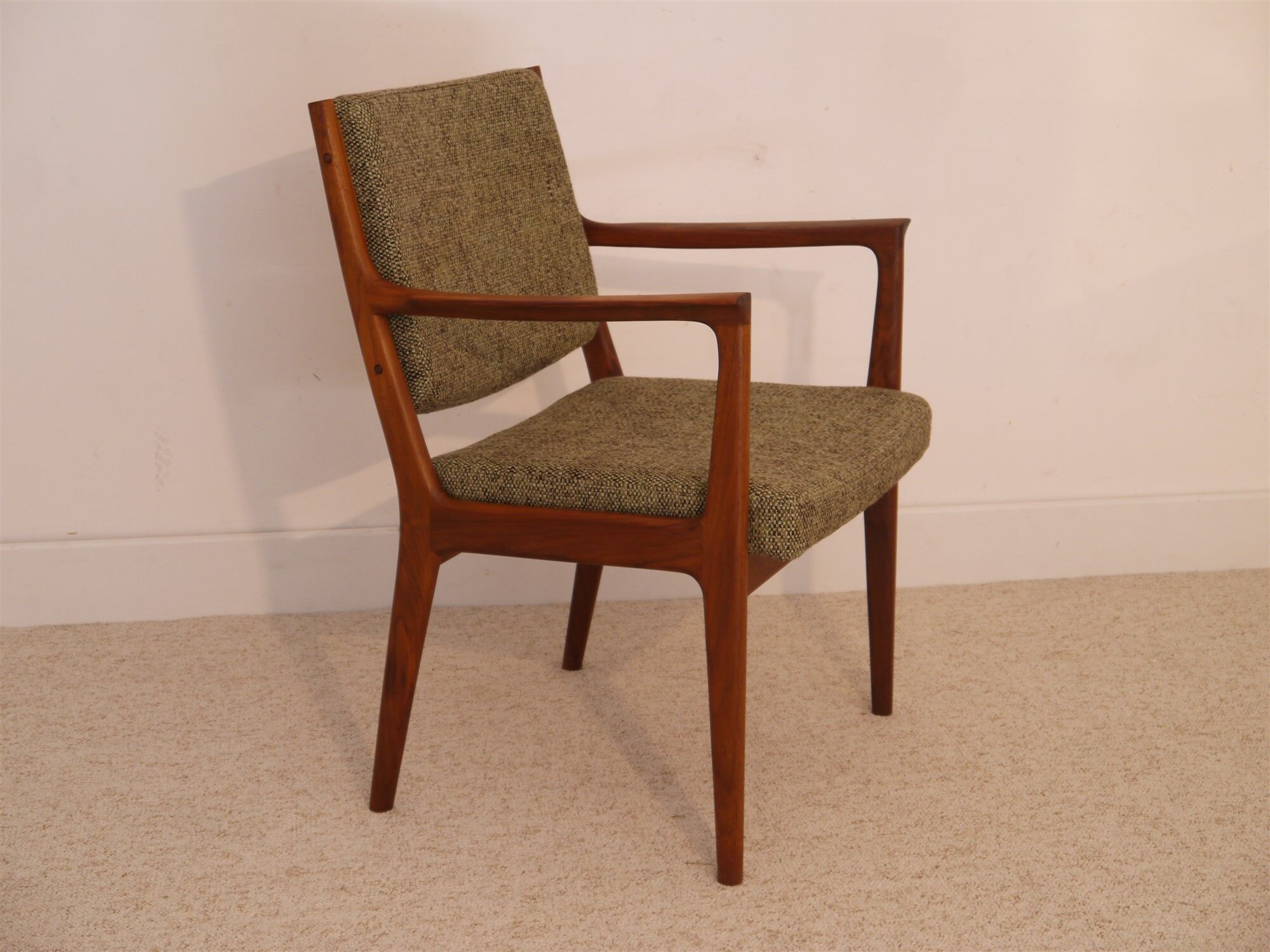 Vintage Scandinavian Chair teak design KE Ekselius