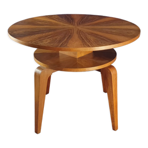 Guéridon dans le goût scandinave