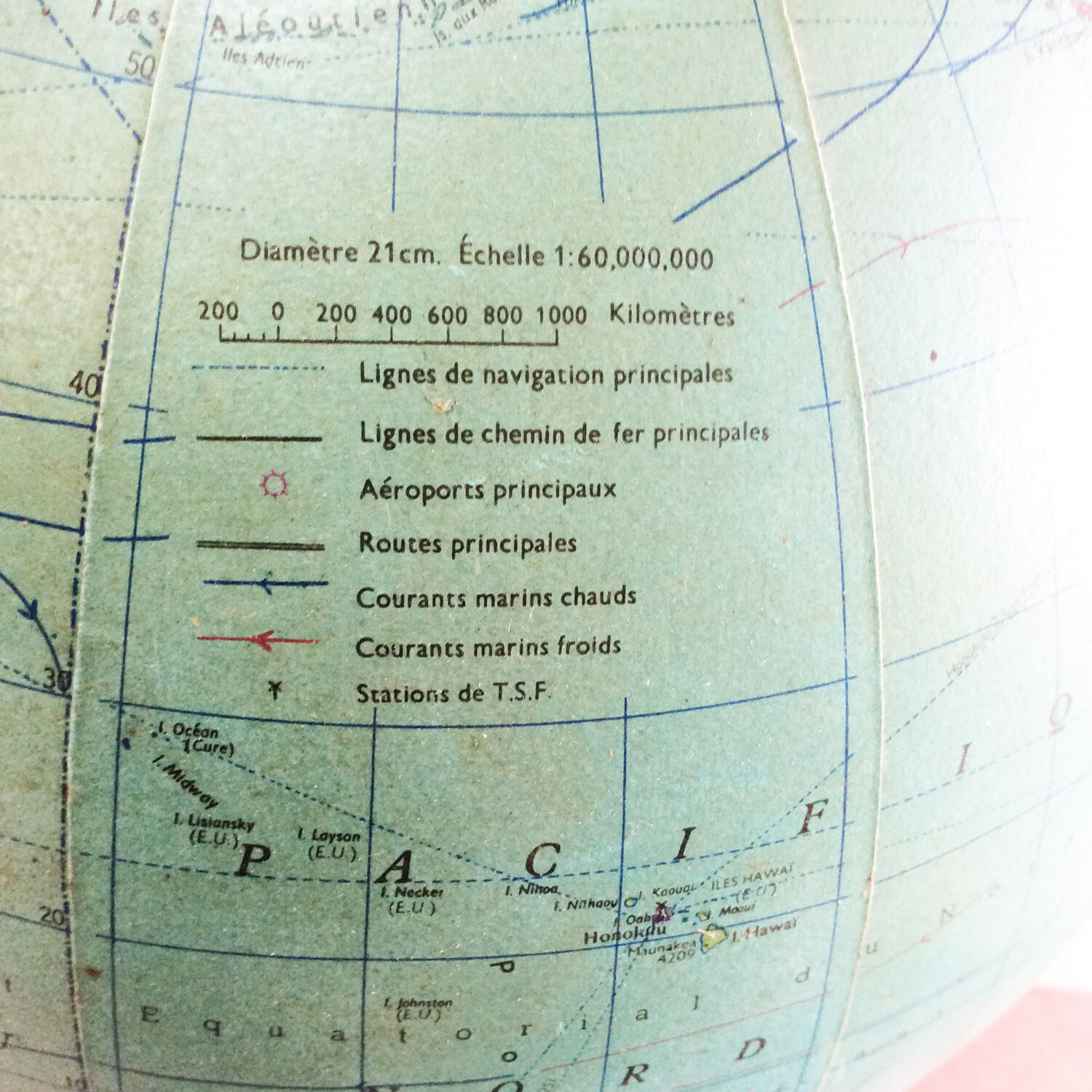 Globe terrestre lumineux