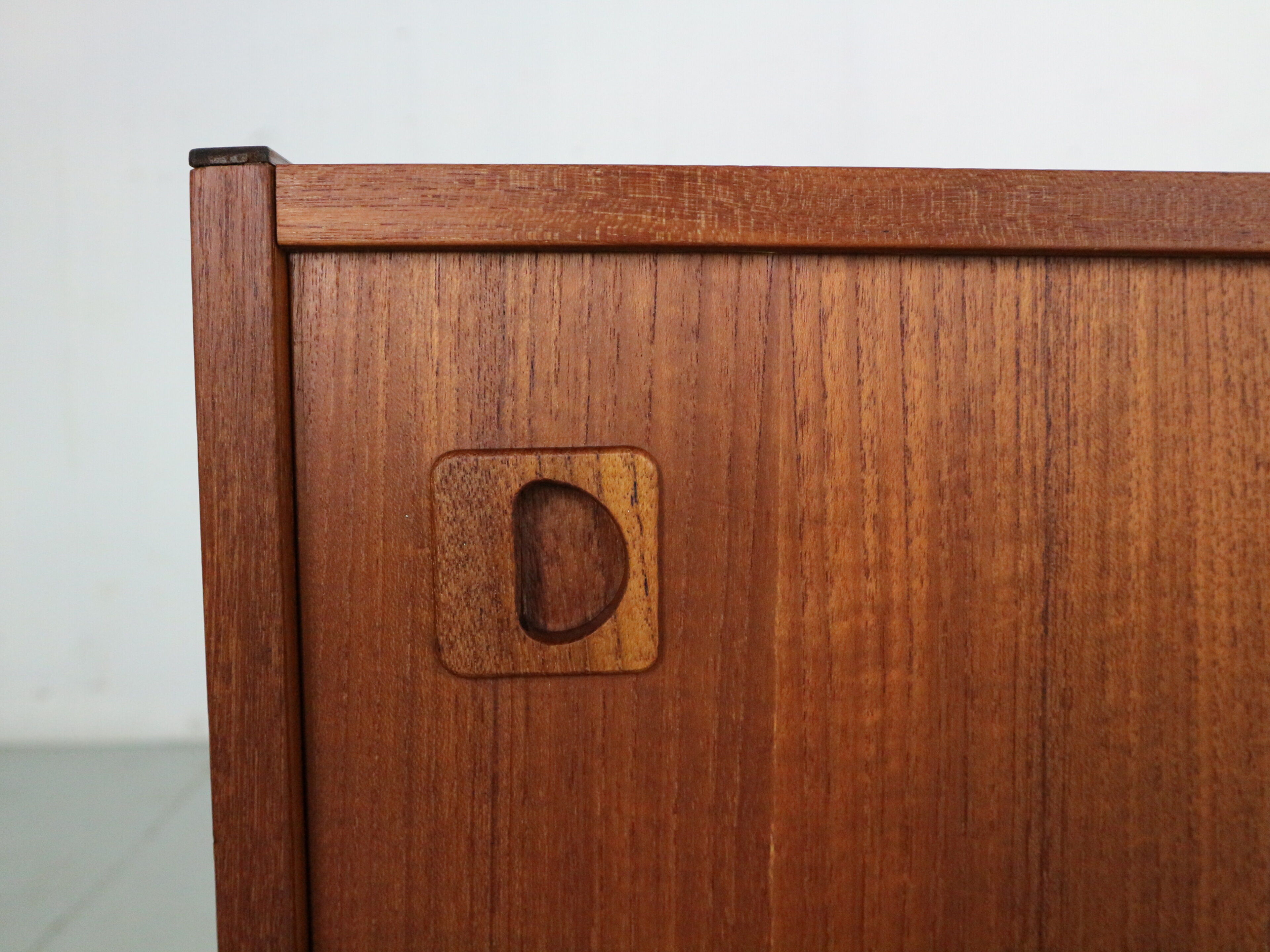 Mid century modern mini teak sideboard, 1960 Denmark