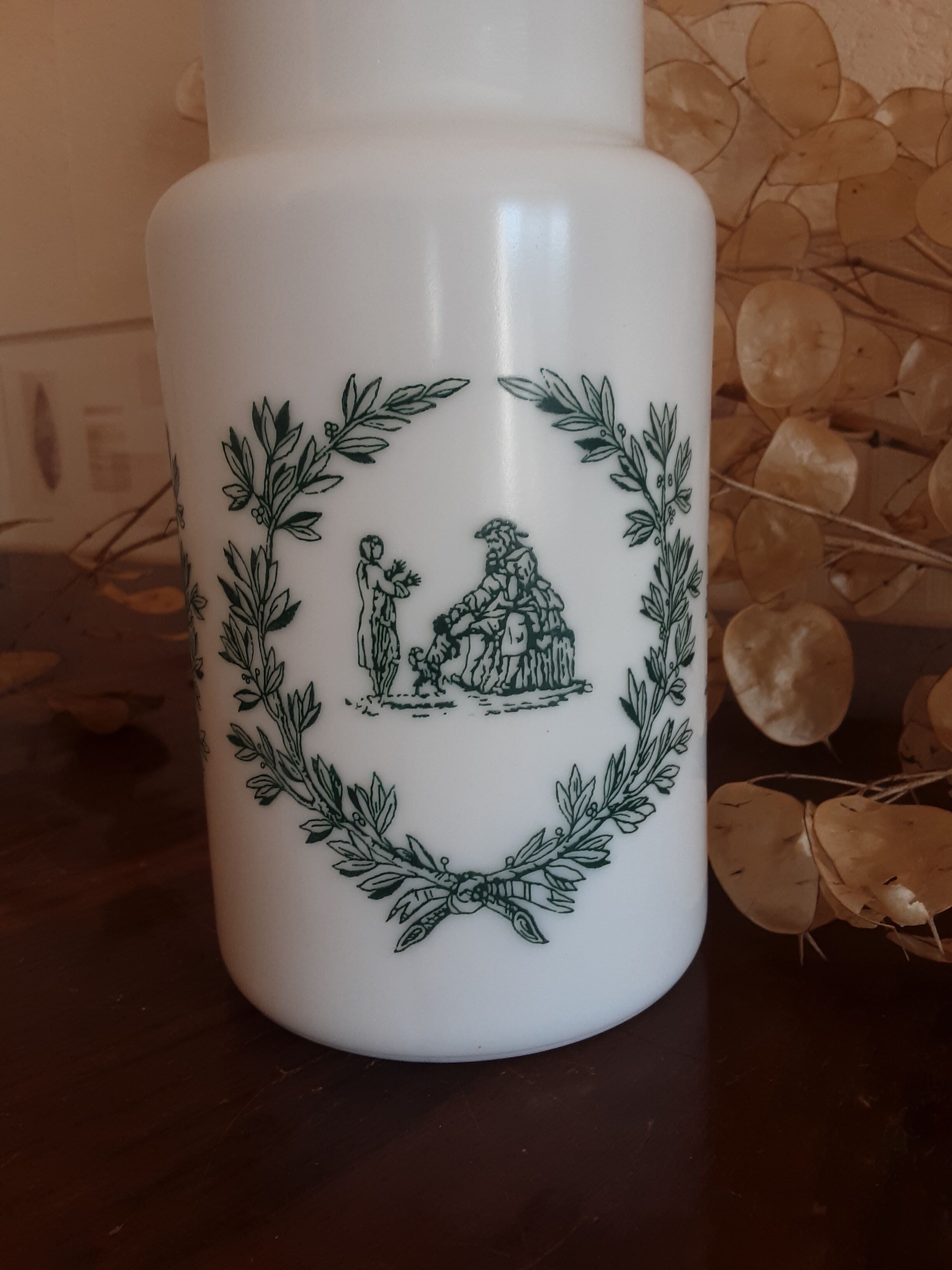 Opaline glass pot - vintage