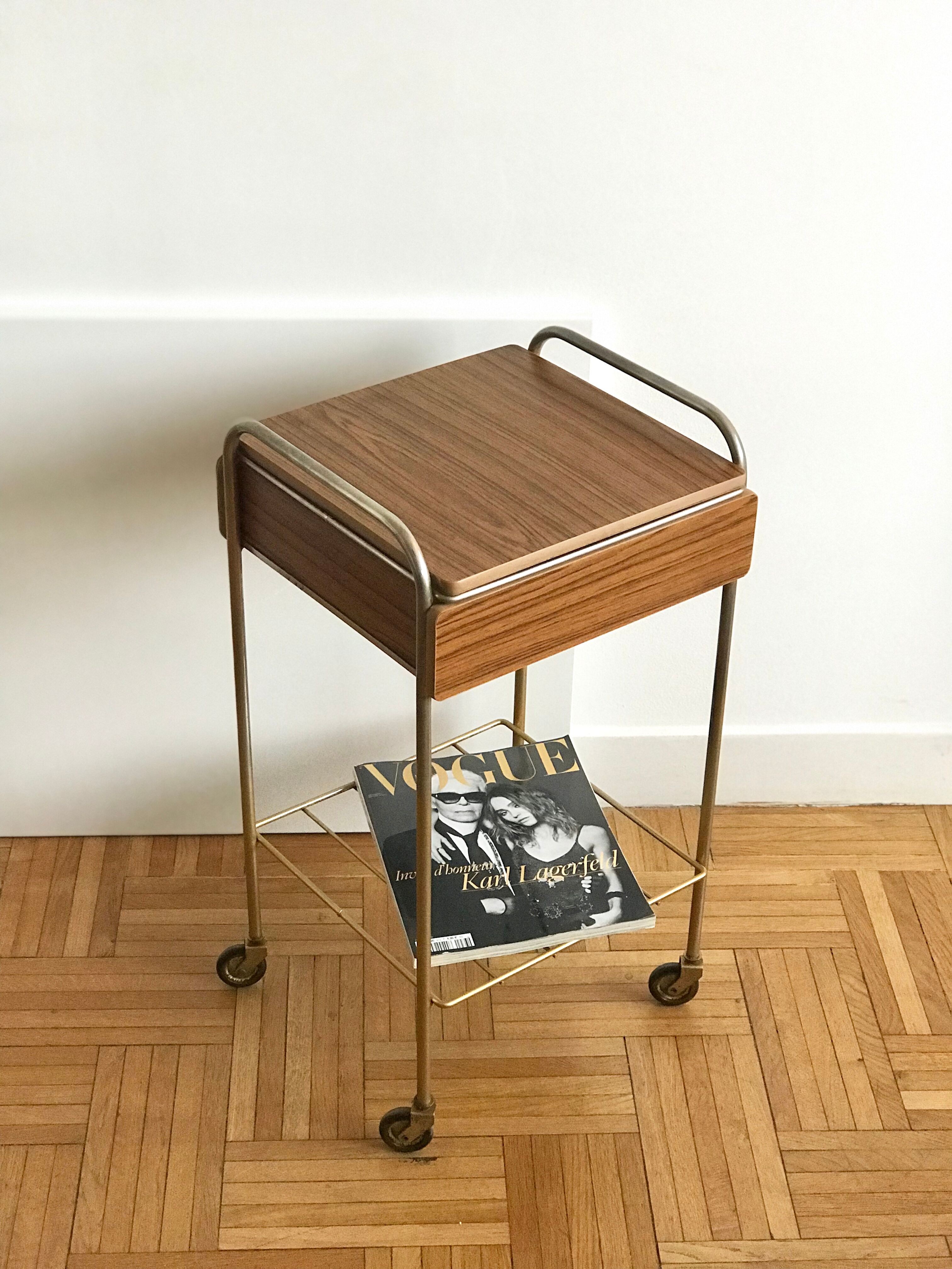 Serving bedside in gold metal and formica