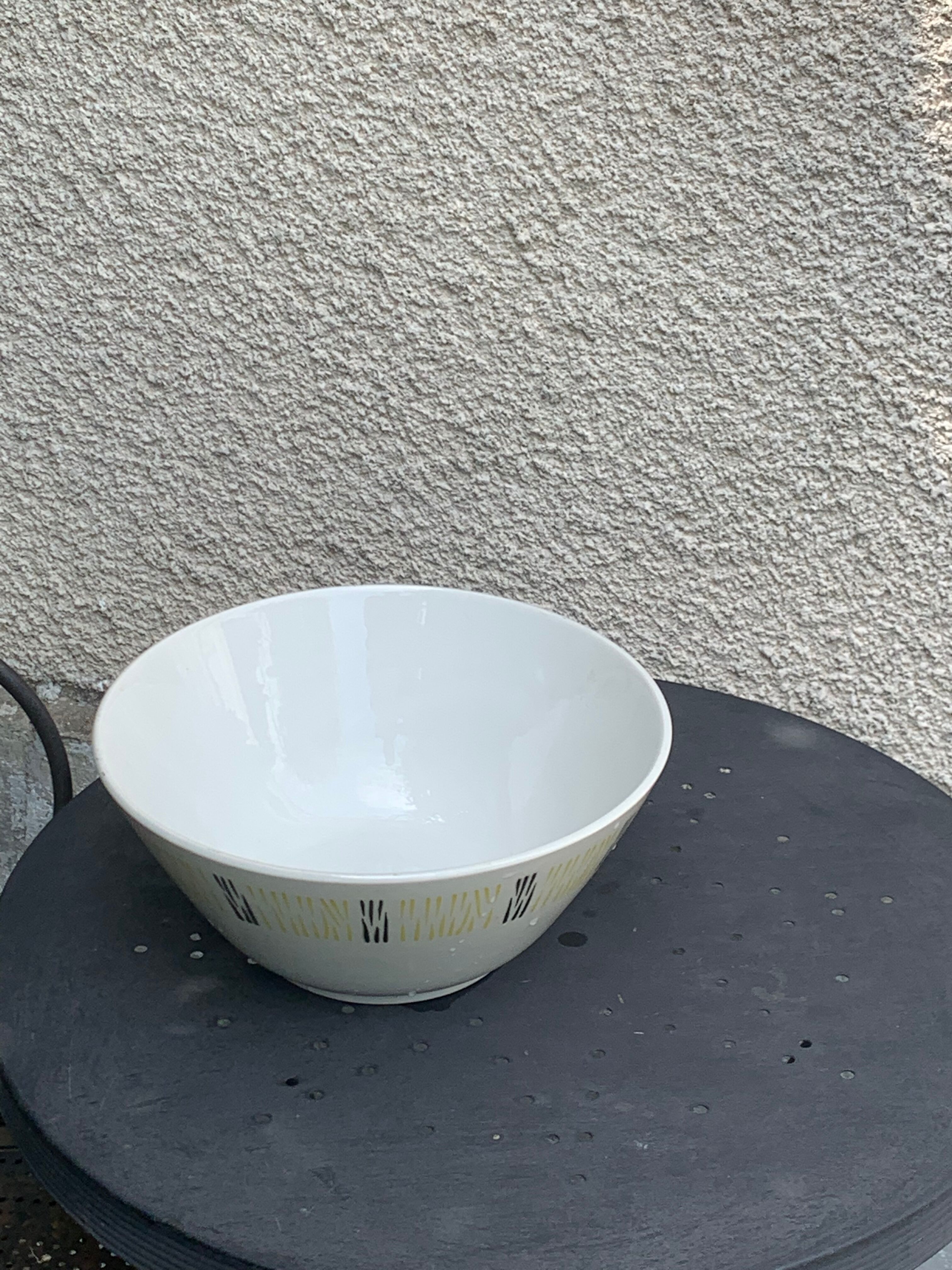Salad bowl in BadonViller earthenware, yellow and black geometric patterns, design and vintage