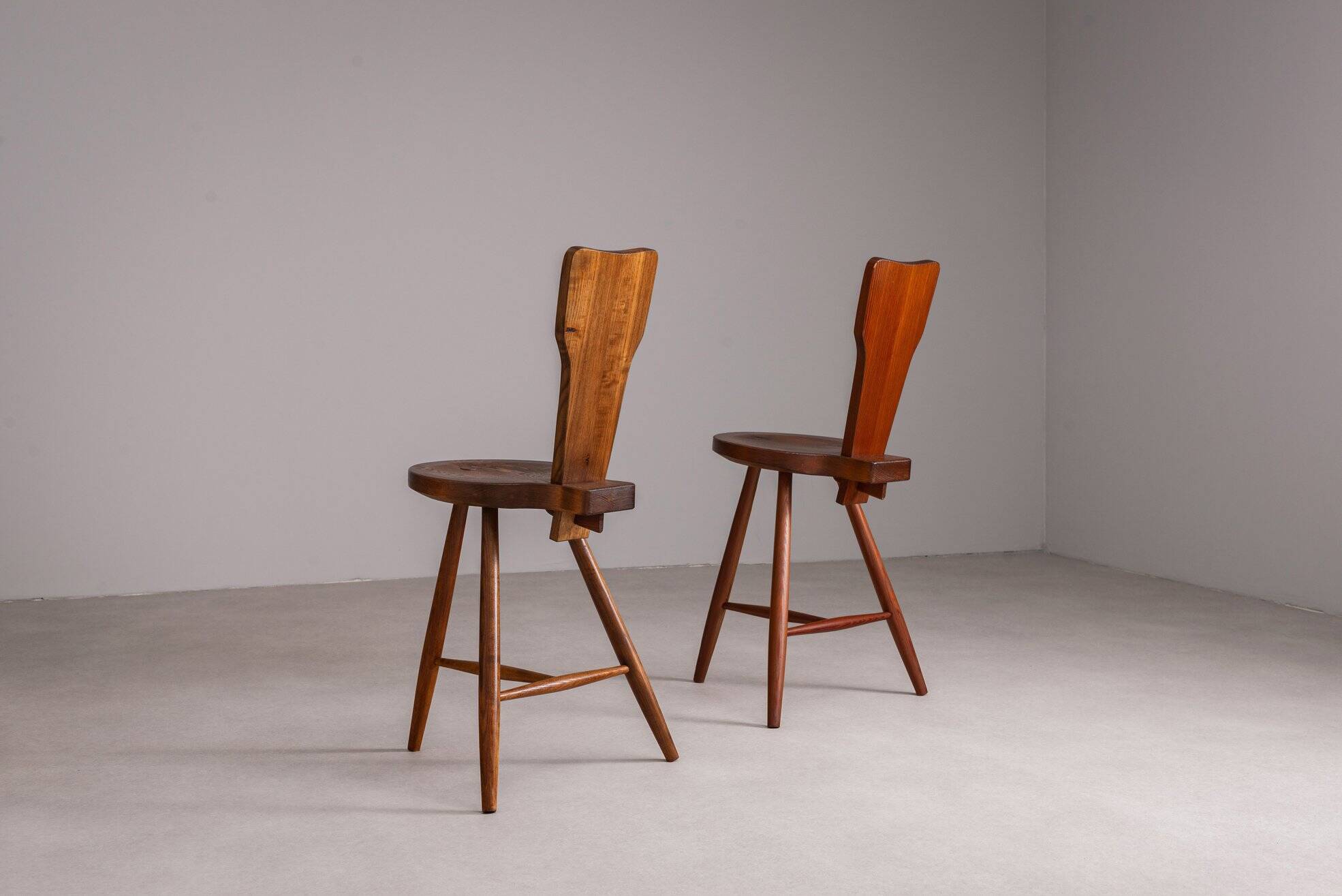 Pair of sculptural rustic wooden chairs in pine France 1960