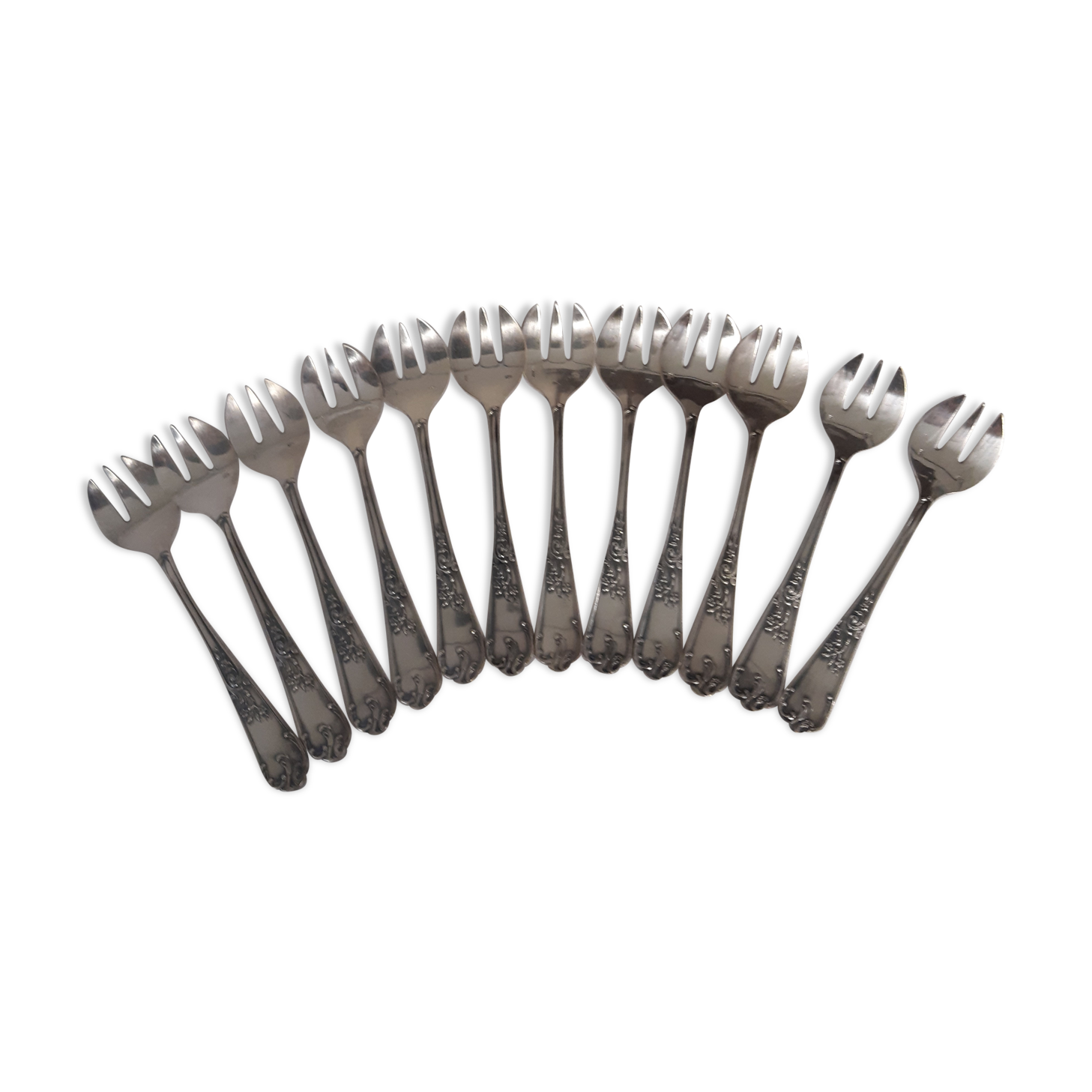 12 silver metal oyster forks