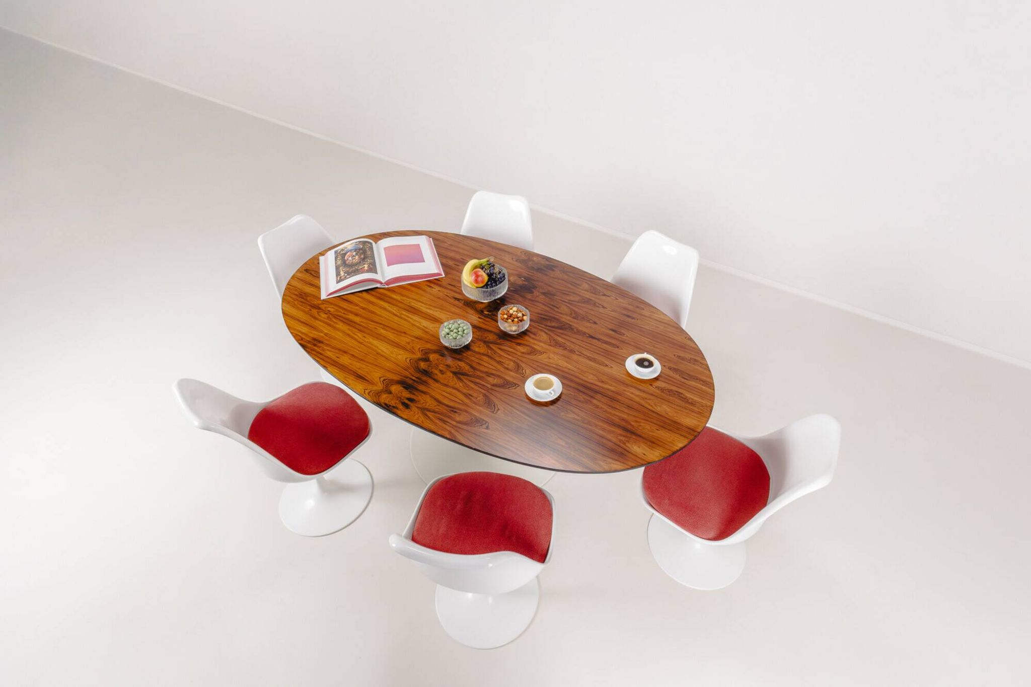 Oval dining table in rosewood by Maurice Burke for Arkana, England, 1960s