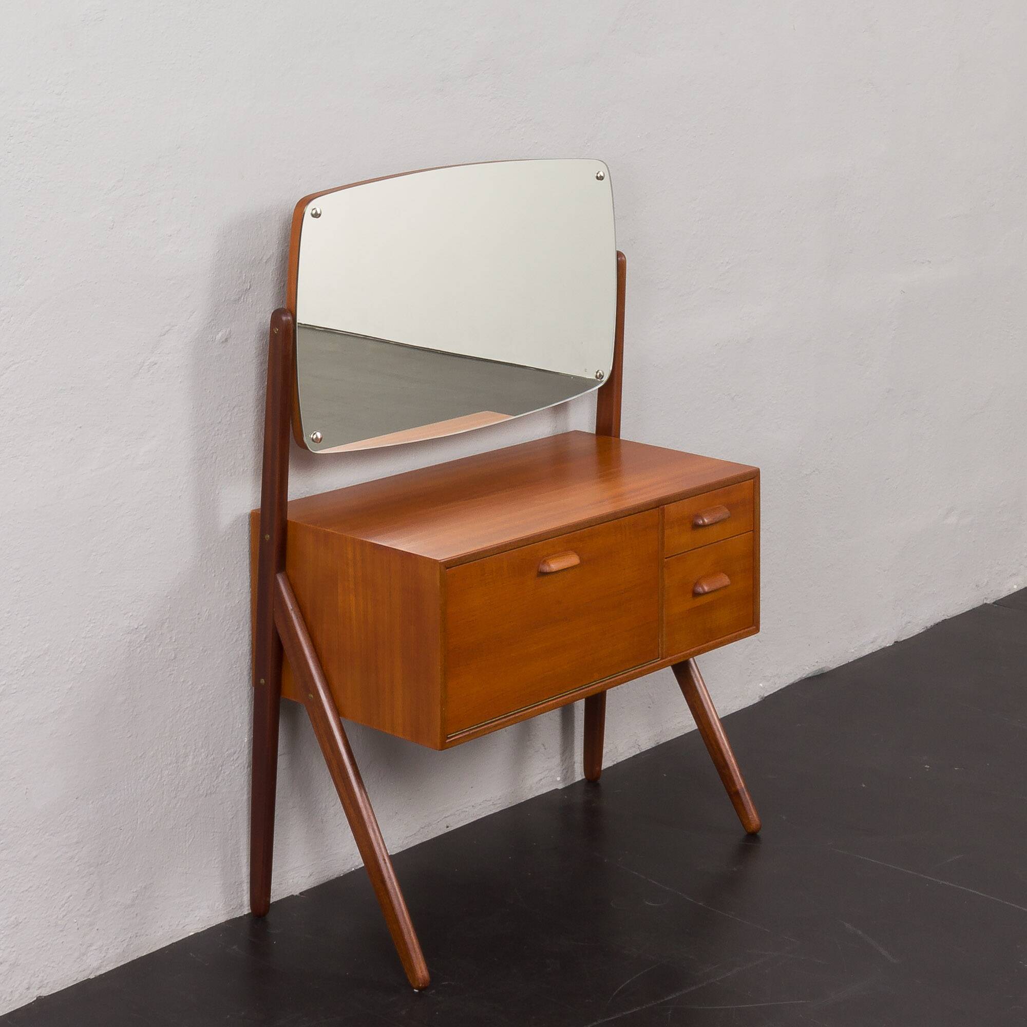 Mid-century Danish Teak Dressing Table from Ølholm Møbelfabrik,1960s