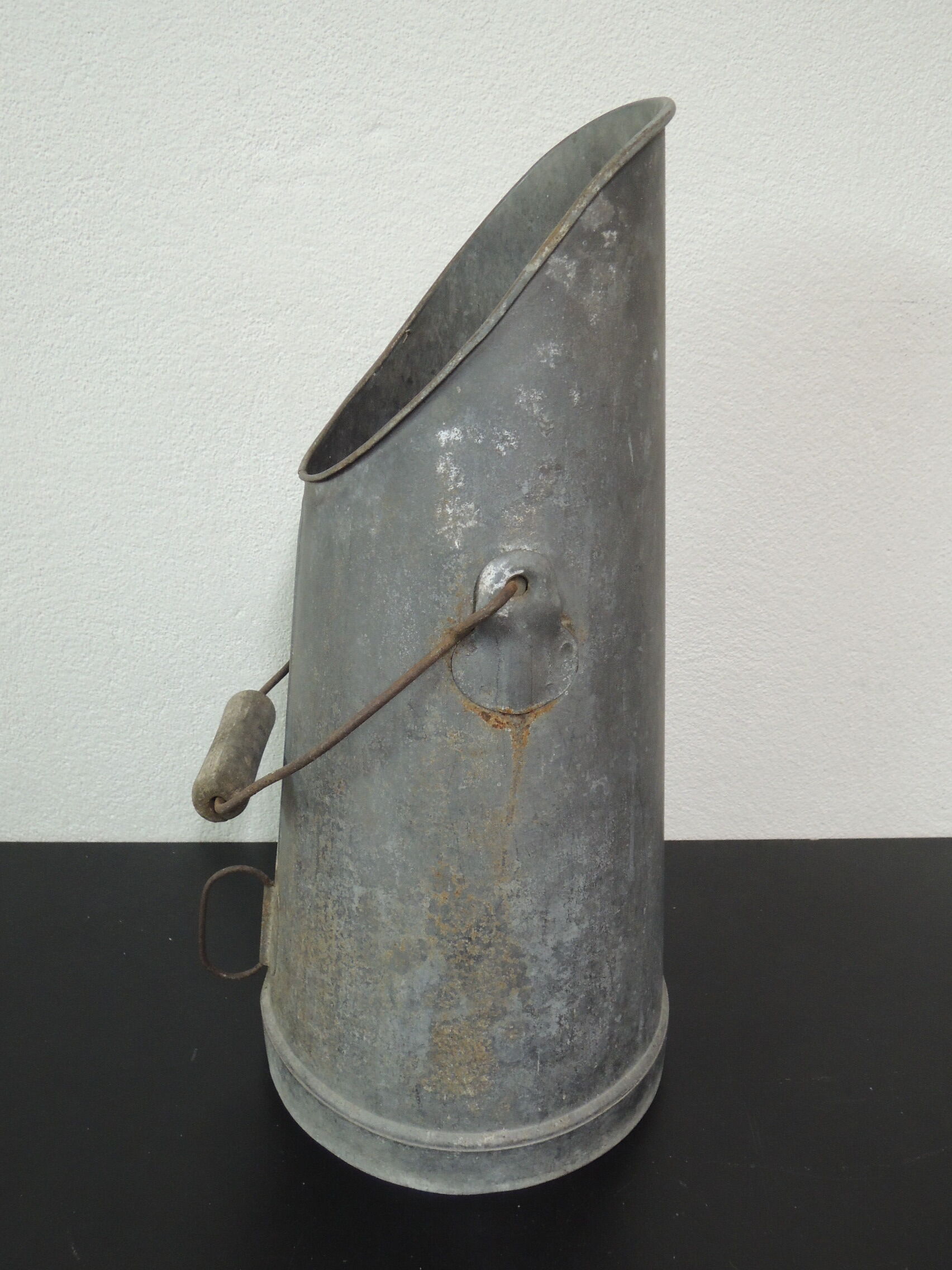 Coal bucket