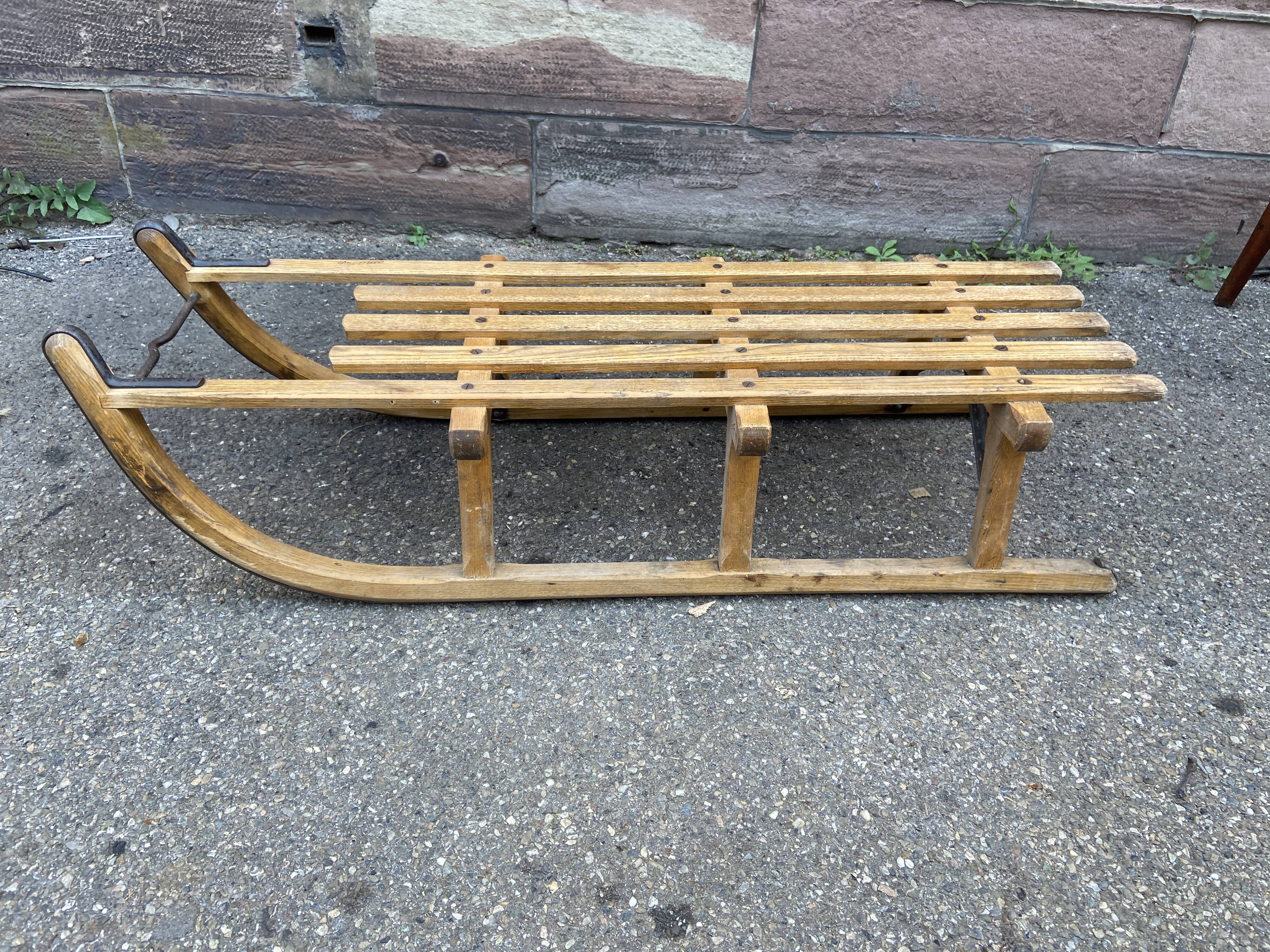 Luge traineau ancien alsace décoration noel primus 1950