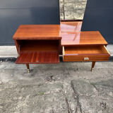 Furniture with a mirror