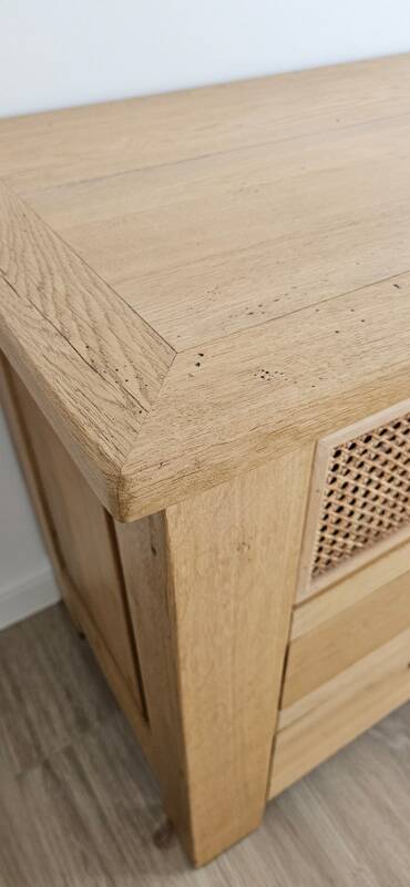Buffet / TV unit in solid oak with a caned door.