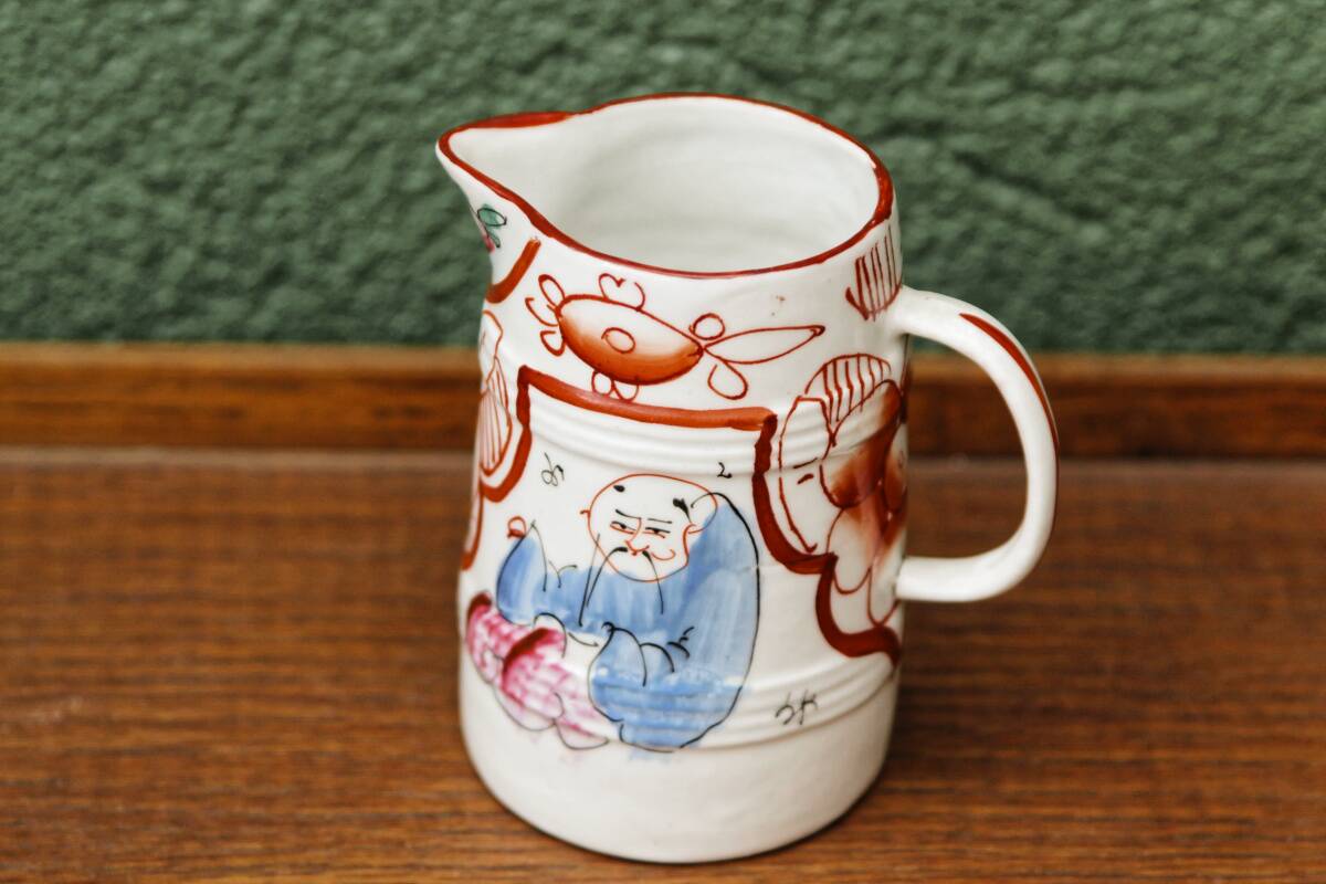 Milk jug, Chinese decor, Bayeux porcelain