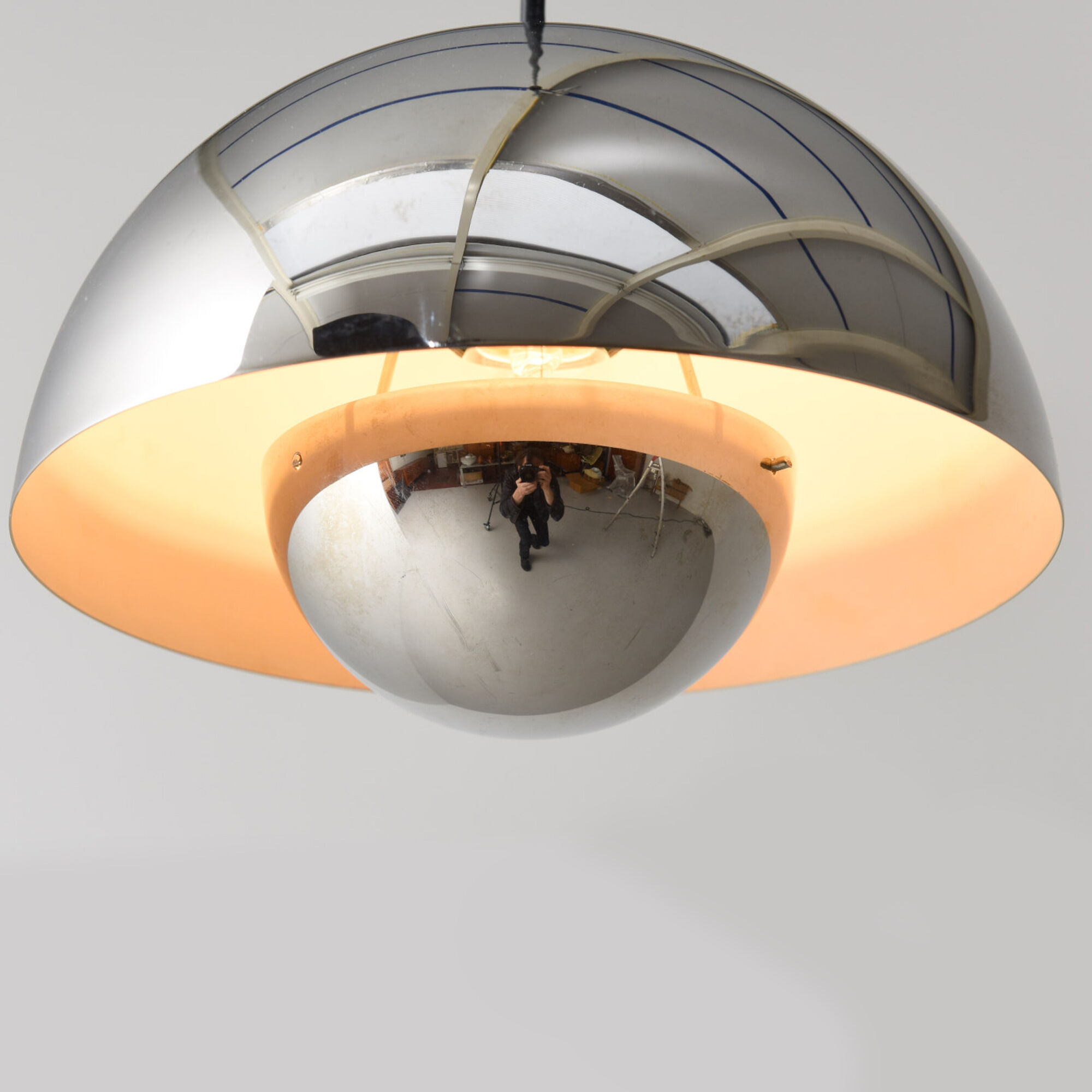 Verner Panton VP1 Flower Pot pendant lamp