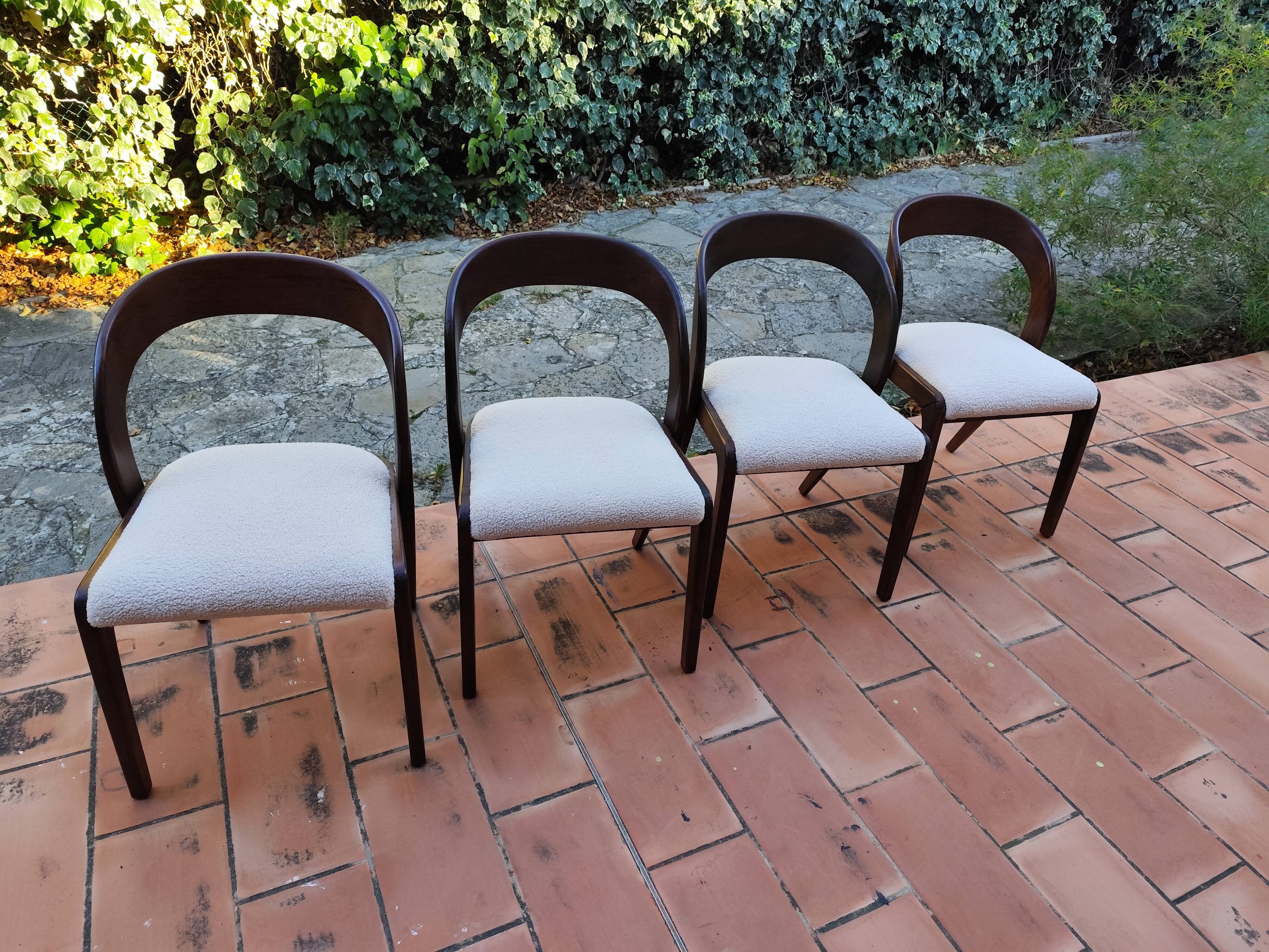 BAUMANN Suite de 4 chaises Gondole vintage 1970