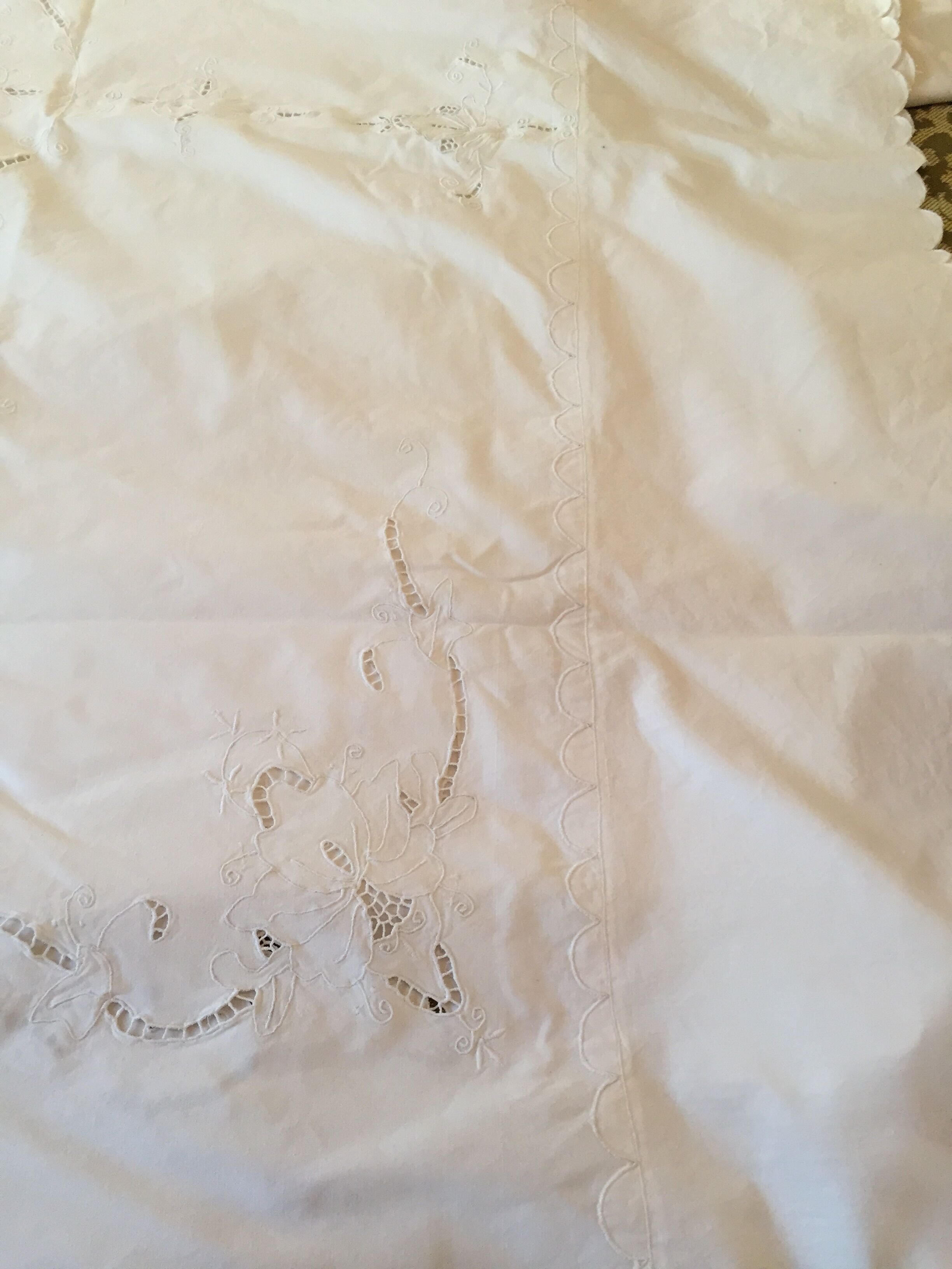 Nappe brodée