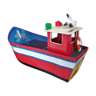 Breton fishing boat in painted sheet metal