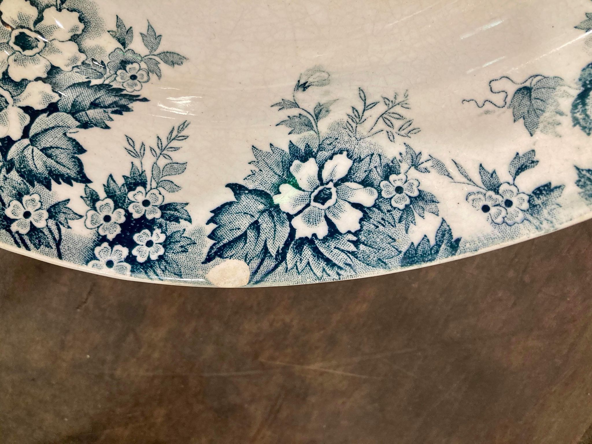 Oval dish Terre de Fer Saint-Amand - Hamage model Mare-Louise