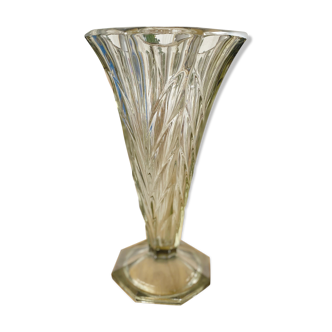 Art deco vase in grey glass