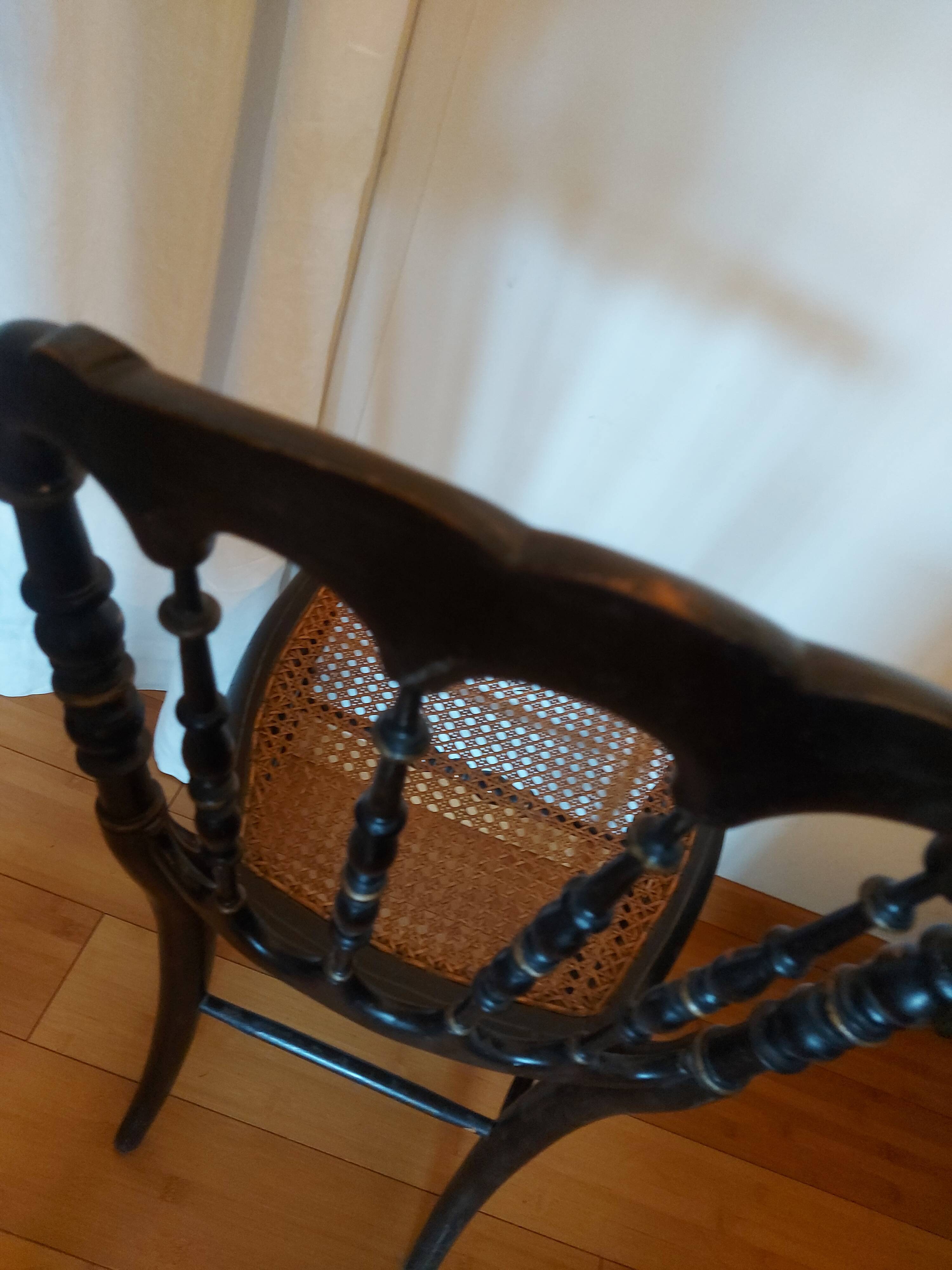 Chaise Napoleon III authentique assise cannage