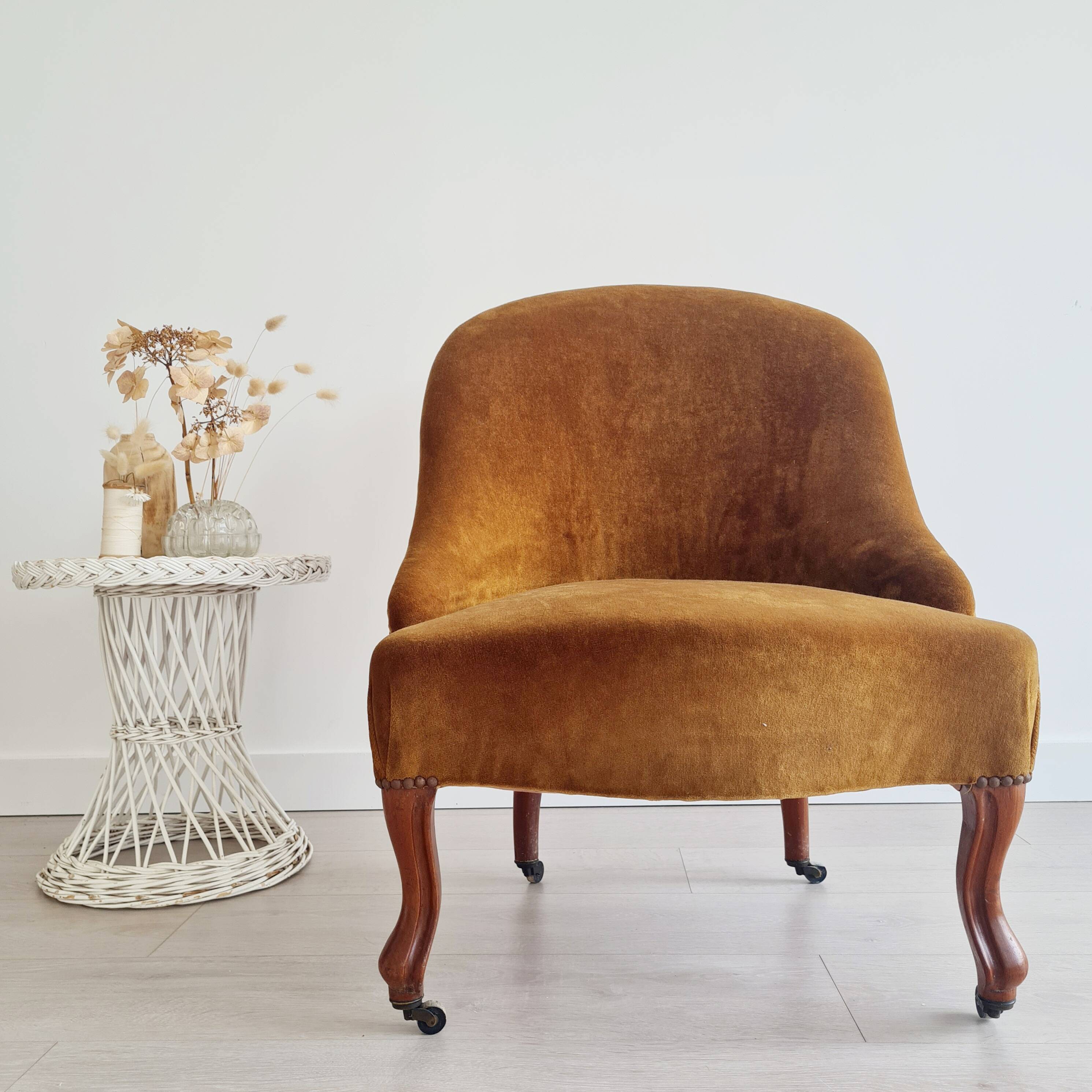 Dark ochre velvet toad armchair