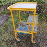 Rolling bar trolley