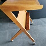 Serving table