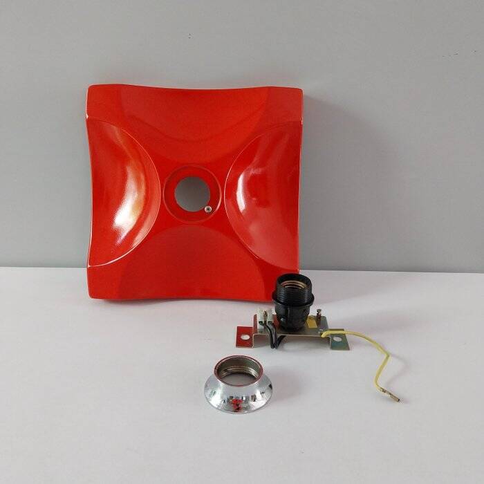 Fael Scudo Italian wall light