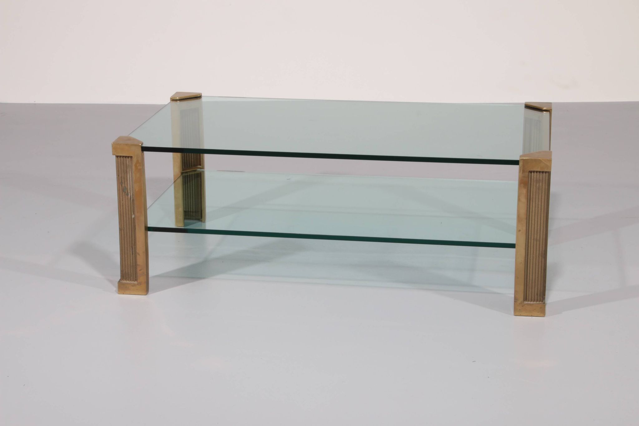 Table de salon en laiton Peter Ghyzcy modèle T14D 1970 Design hollandais