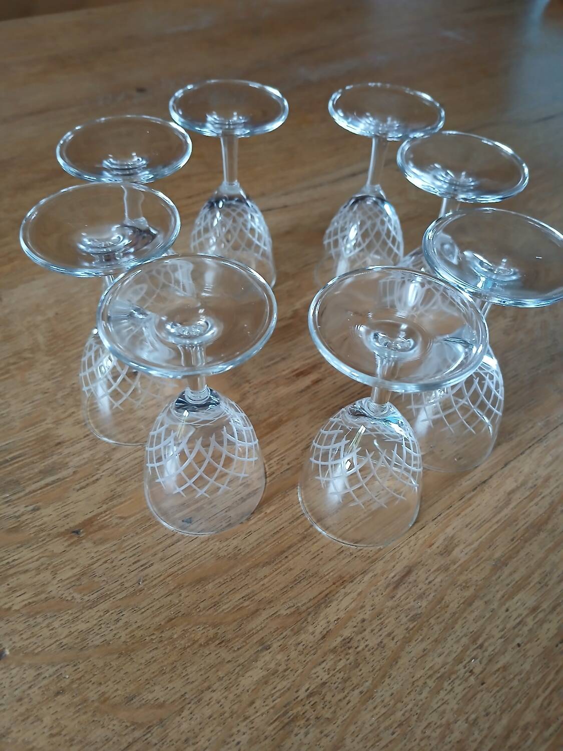 8 small vintage liqueur glasses